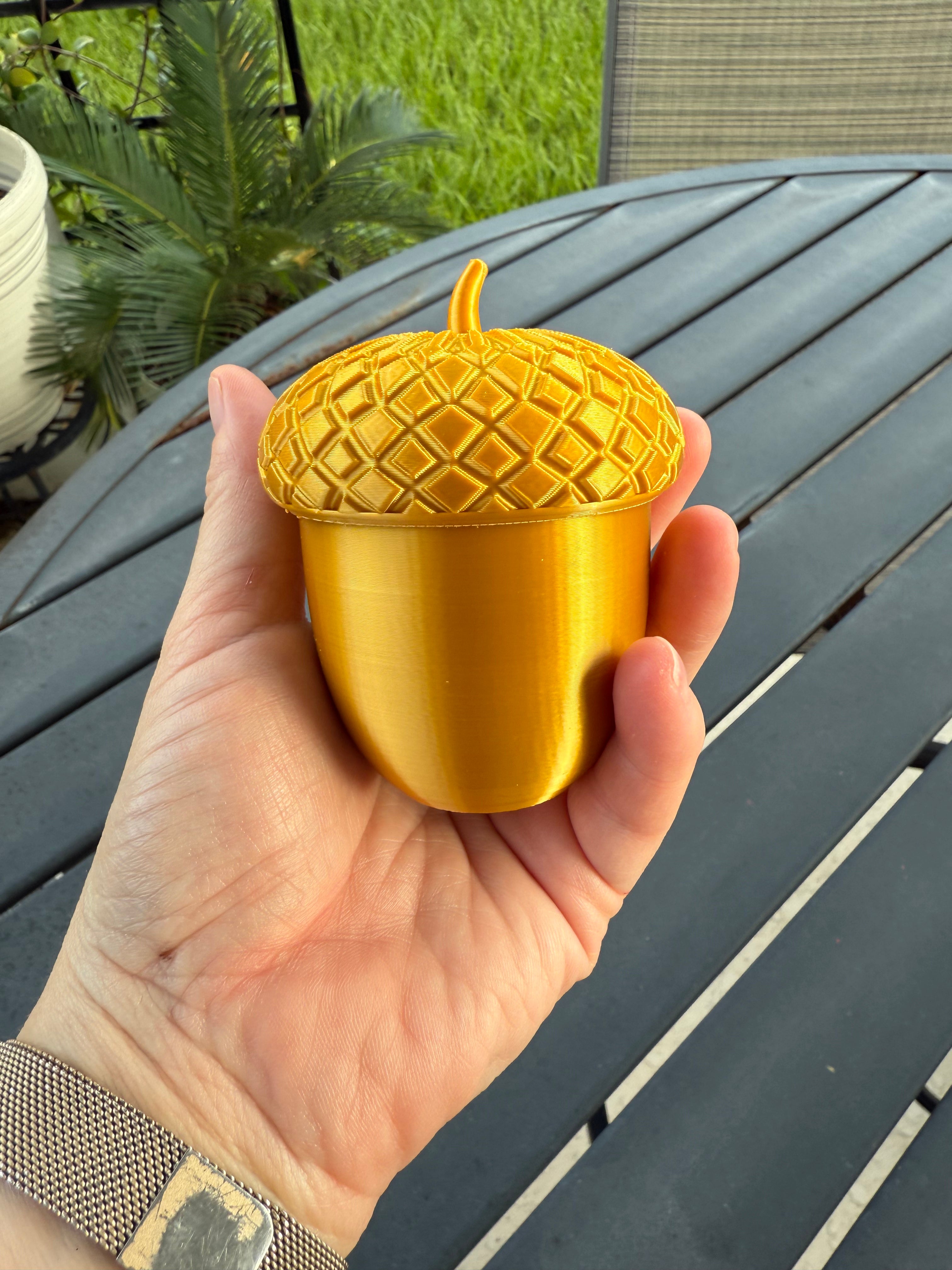 Golden Acorn Bookshelf Decor-Create Fantasy Crafts