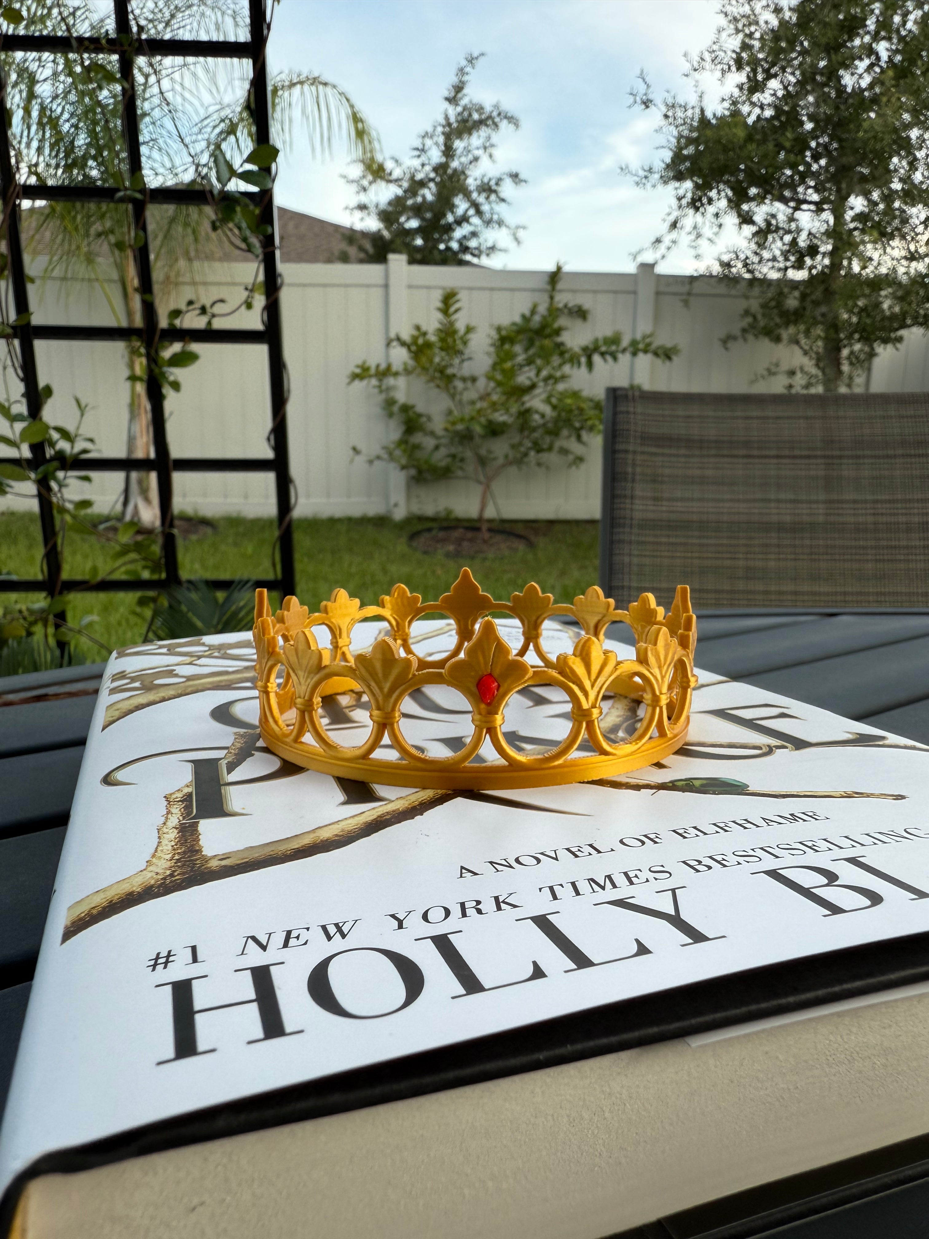 Golden Fae Crown Bookshelf Decor-Create Fantasy Crafts