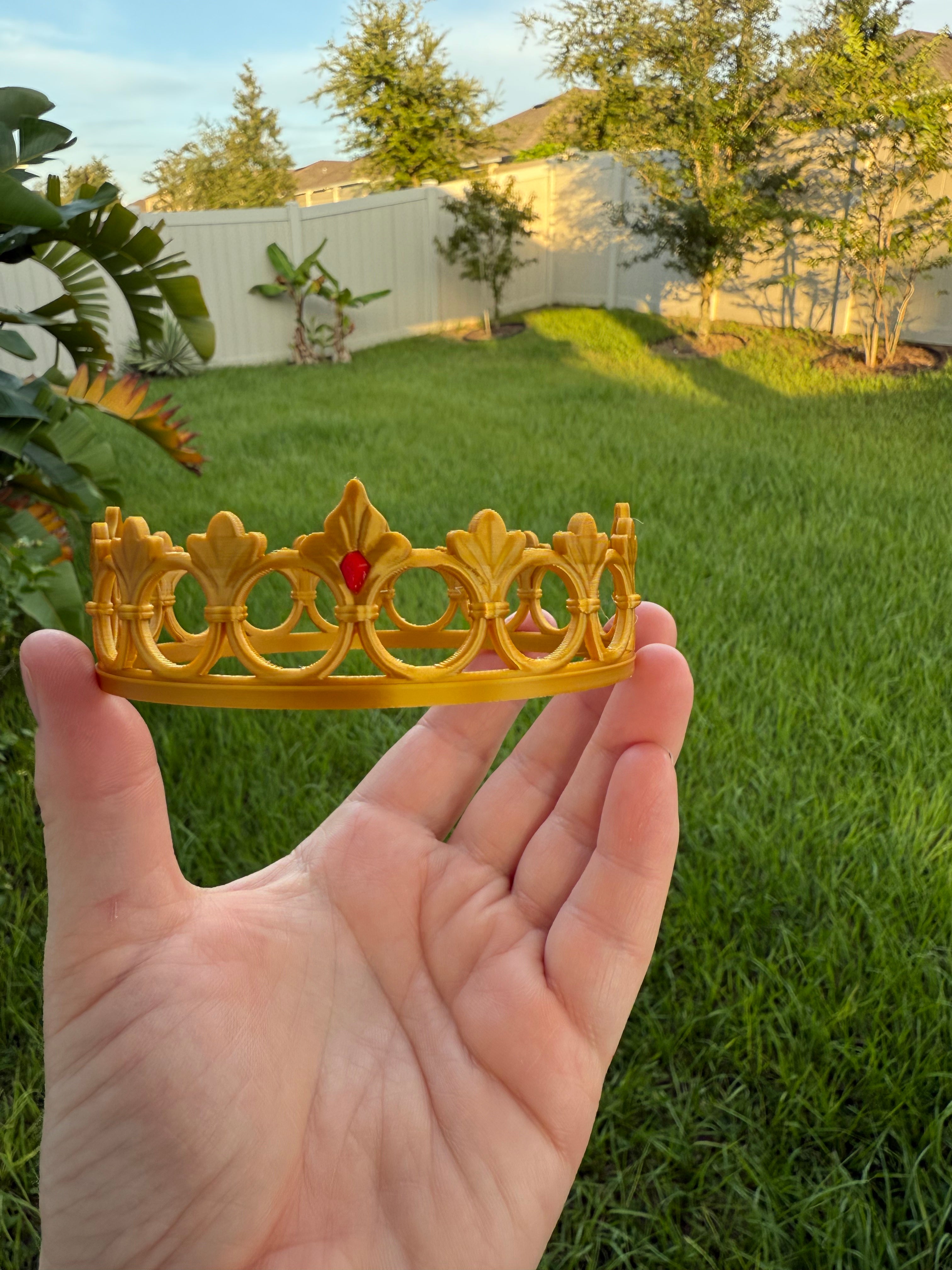 Golden Fae Crown Bookshelf Decor-Create Fantasy Crafts