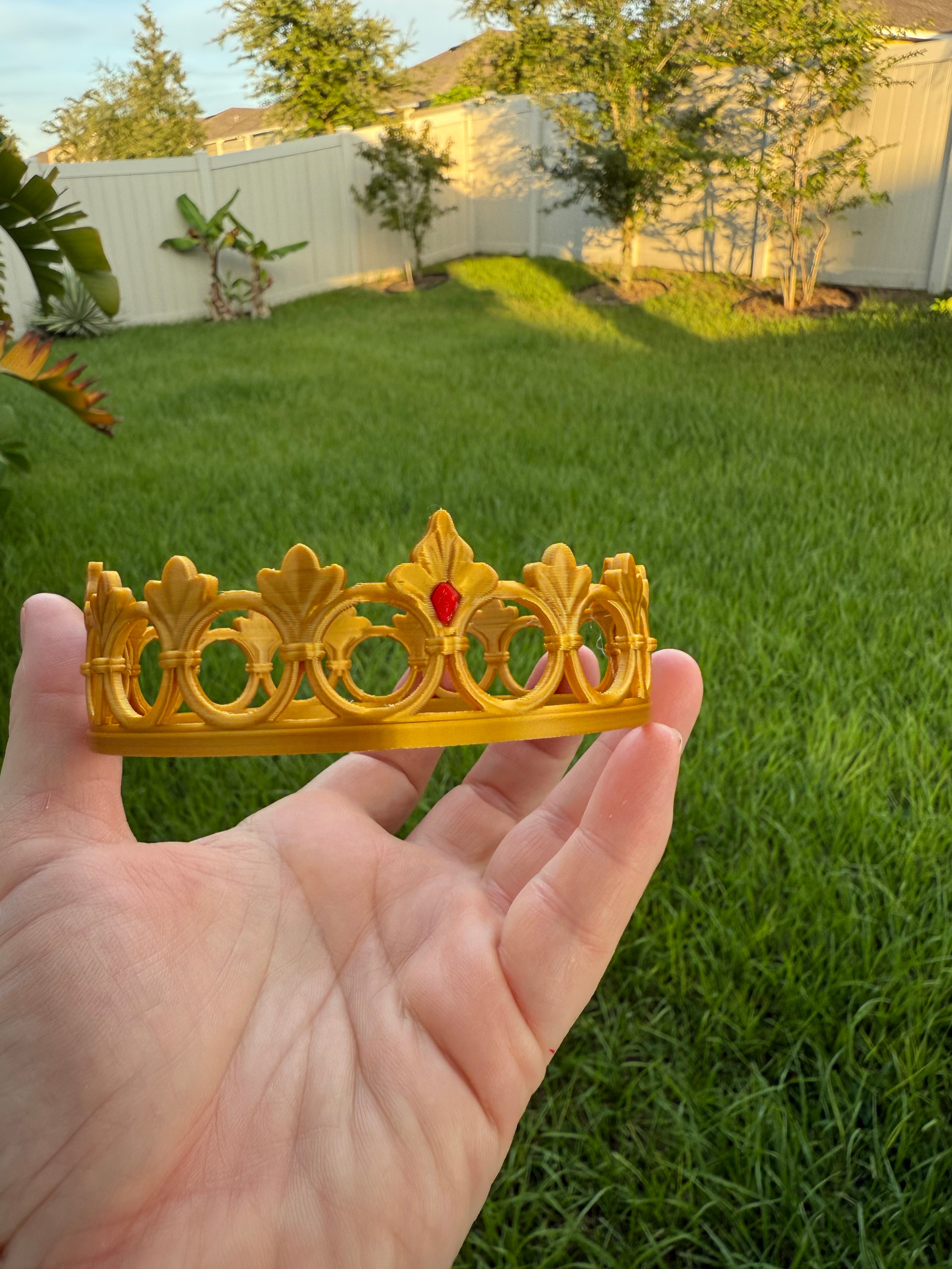 Golden Fae Crown Bookshelf Decor-Create Fantasy Crafts