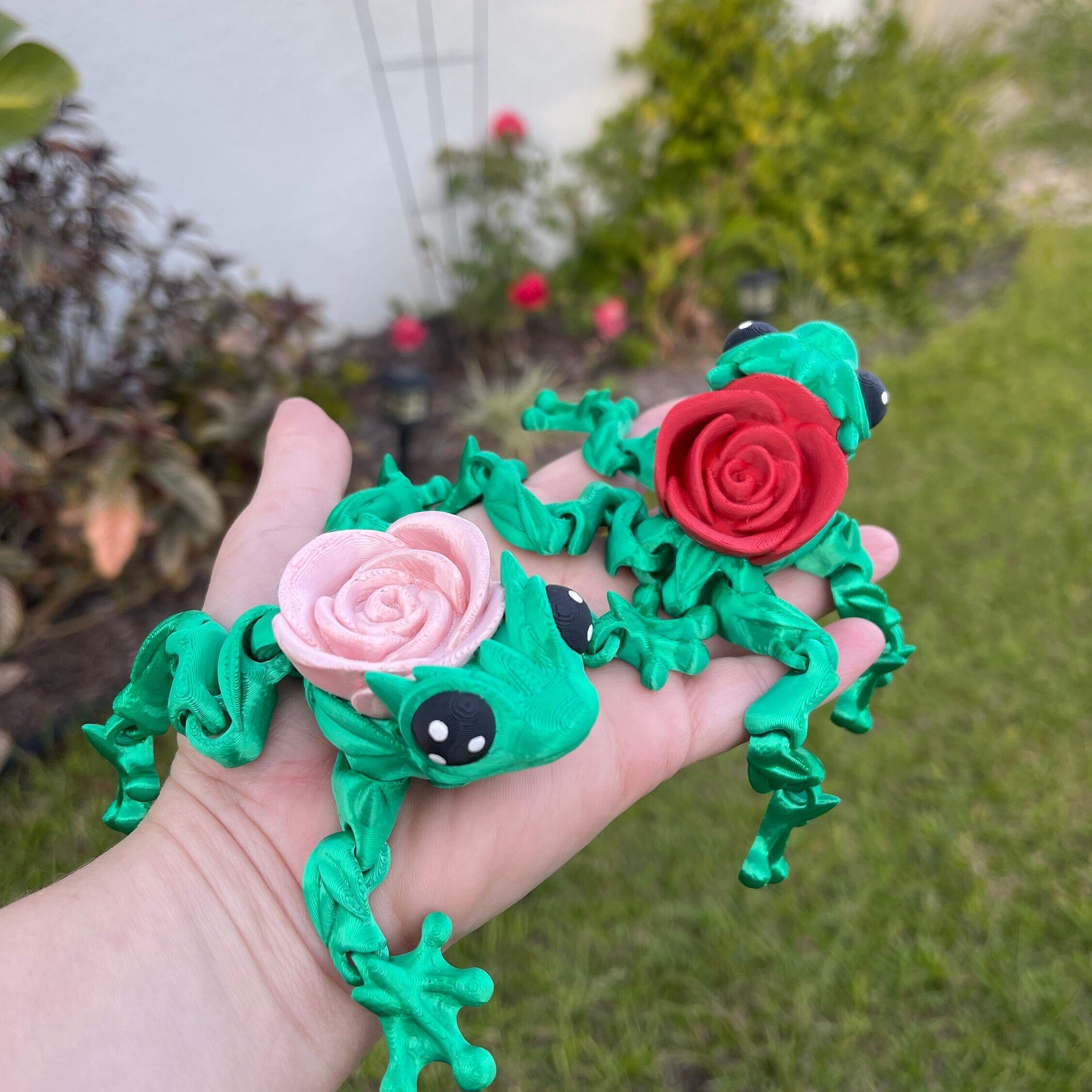 3D Printed Articulating Rose Frog-Create Fantasy Crafts
