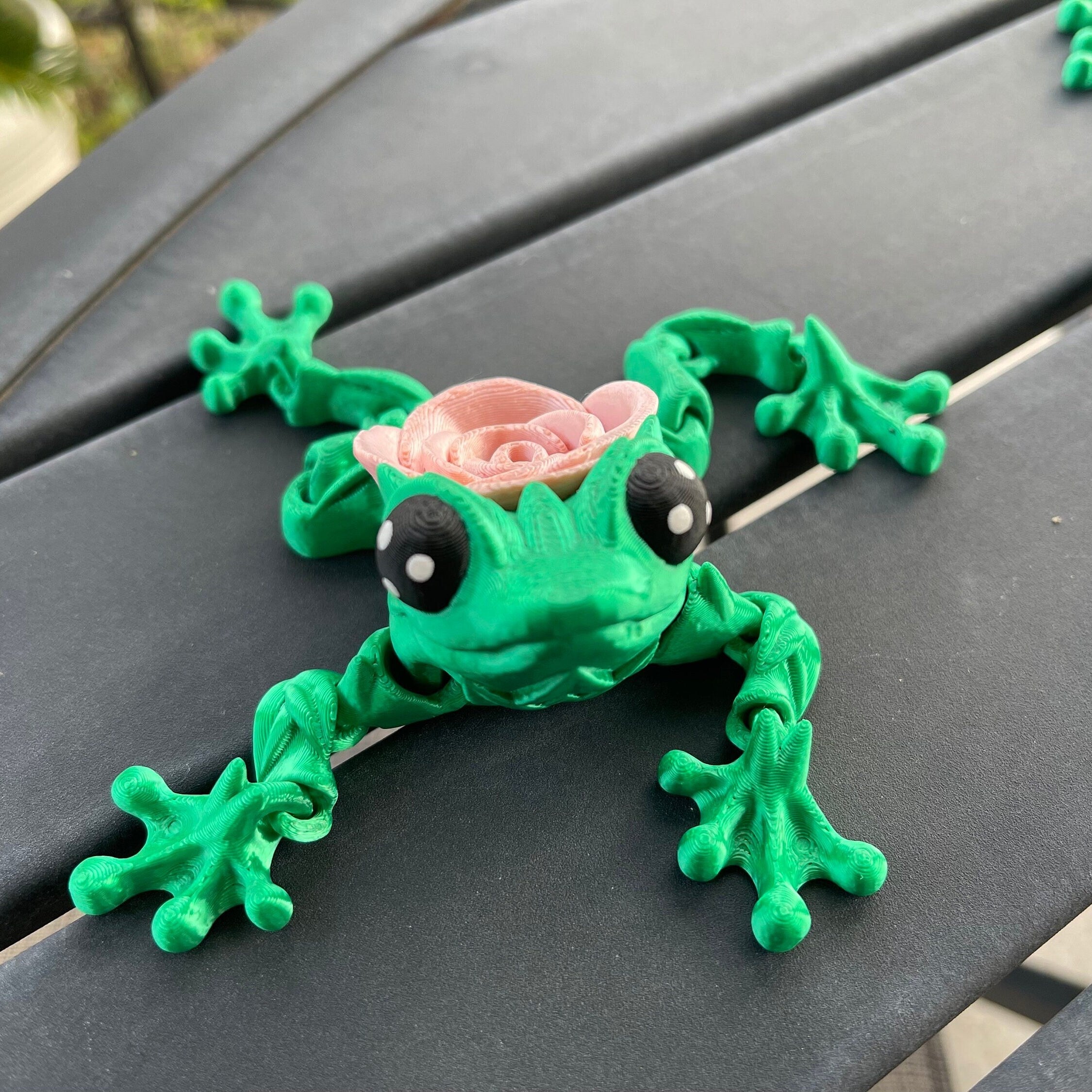 3D Printed Articulating Rose Frog-Create Fantasy Crafts