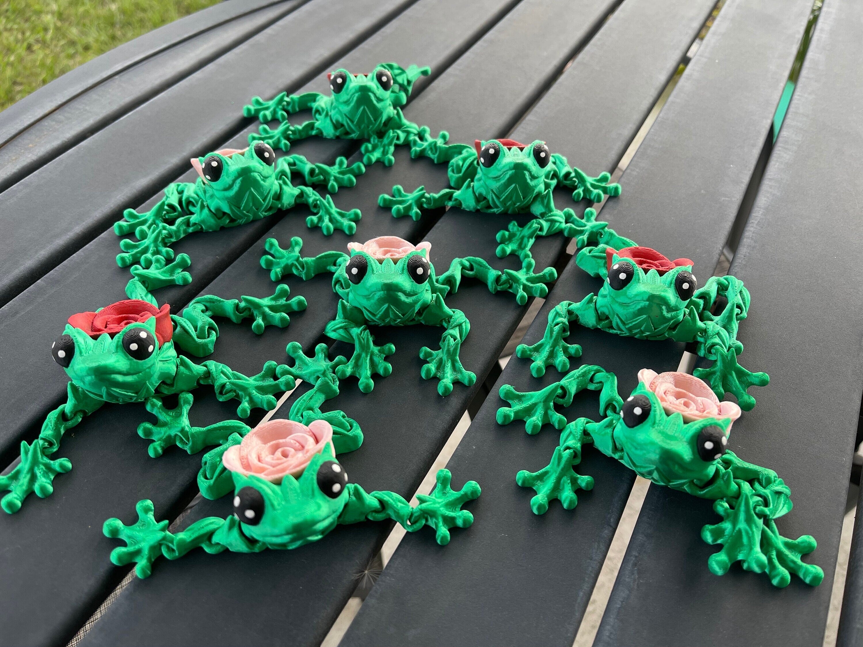 3D Printed Articulating Rose Frog-Create Fantasy Crafts