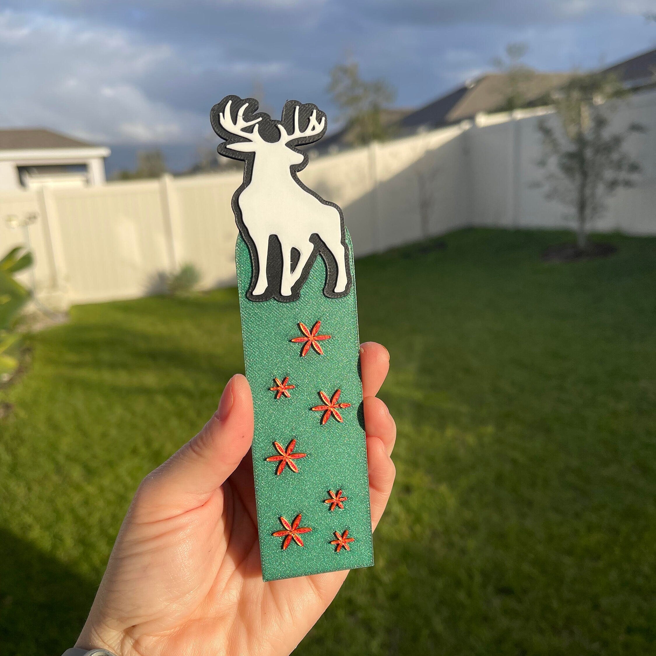 3D Print Throne of Glass inspired Bookmarks-Create Fantasy Crafts