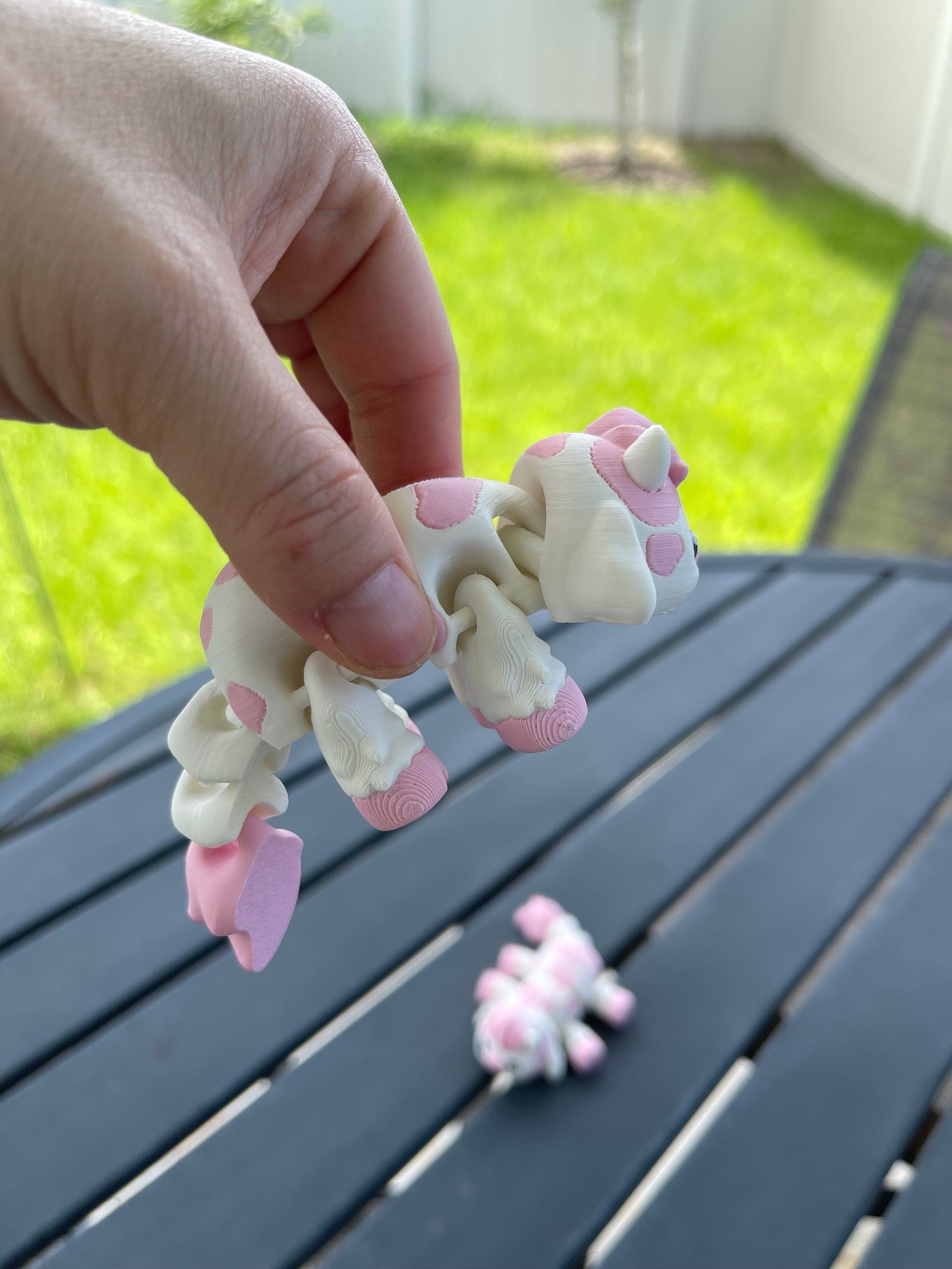 Cute Articulating Cows 3D Print - Customizable Colors-Create Fantasy Crafts
