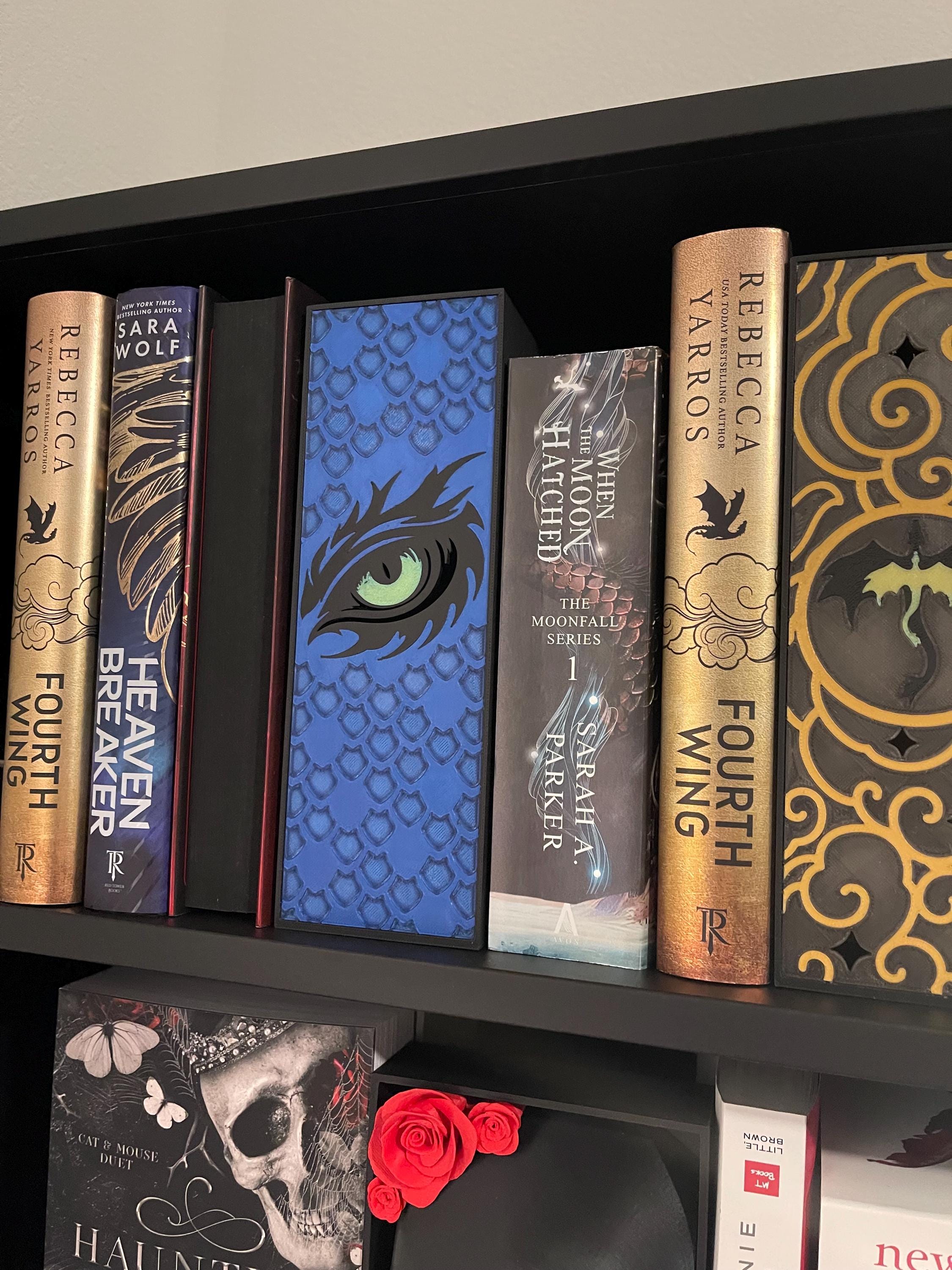 Dragon Eye - Light Up Book Nook USB UV 3D Printed Bookshelf Decor-Create Fantasy Crafts