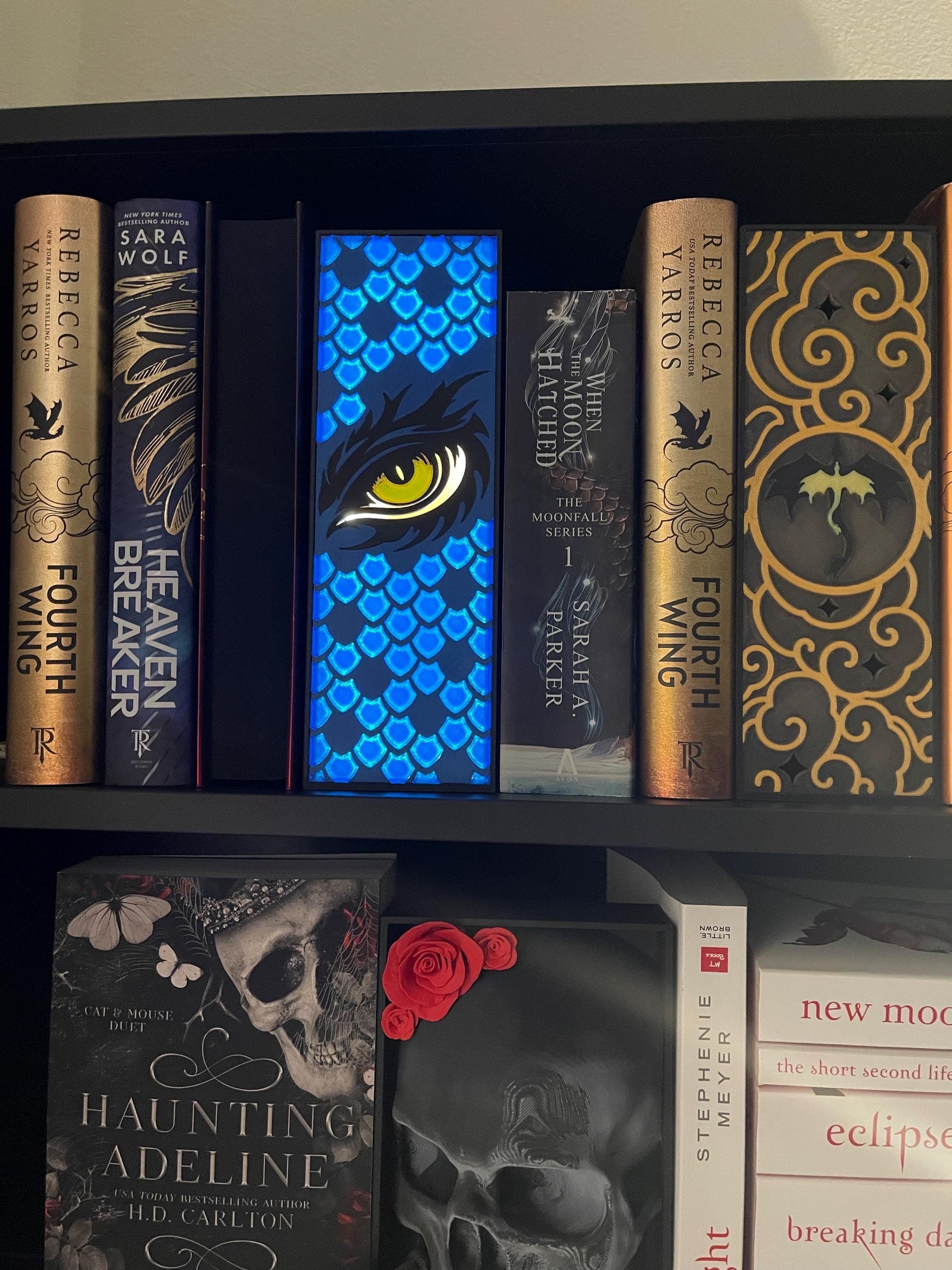 Dragon Eye - Light Up Book Nook USB UV 3D Printed Bookshelf Decor-Create Fantasy Crafts