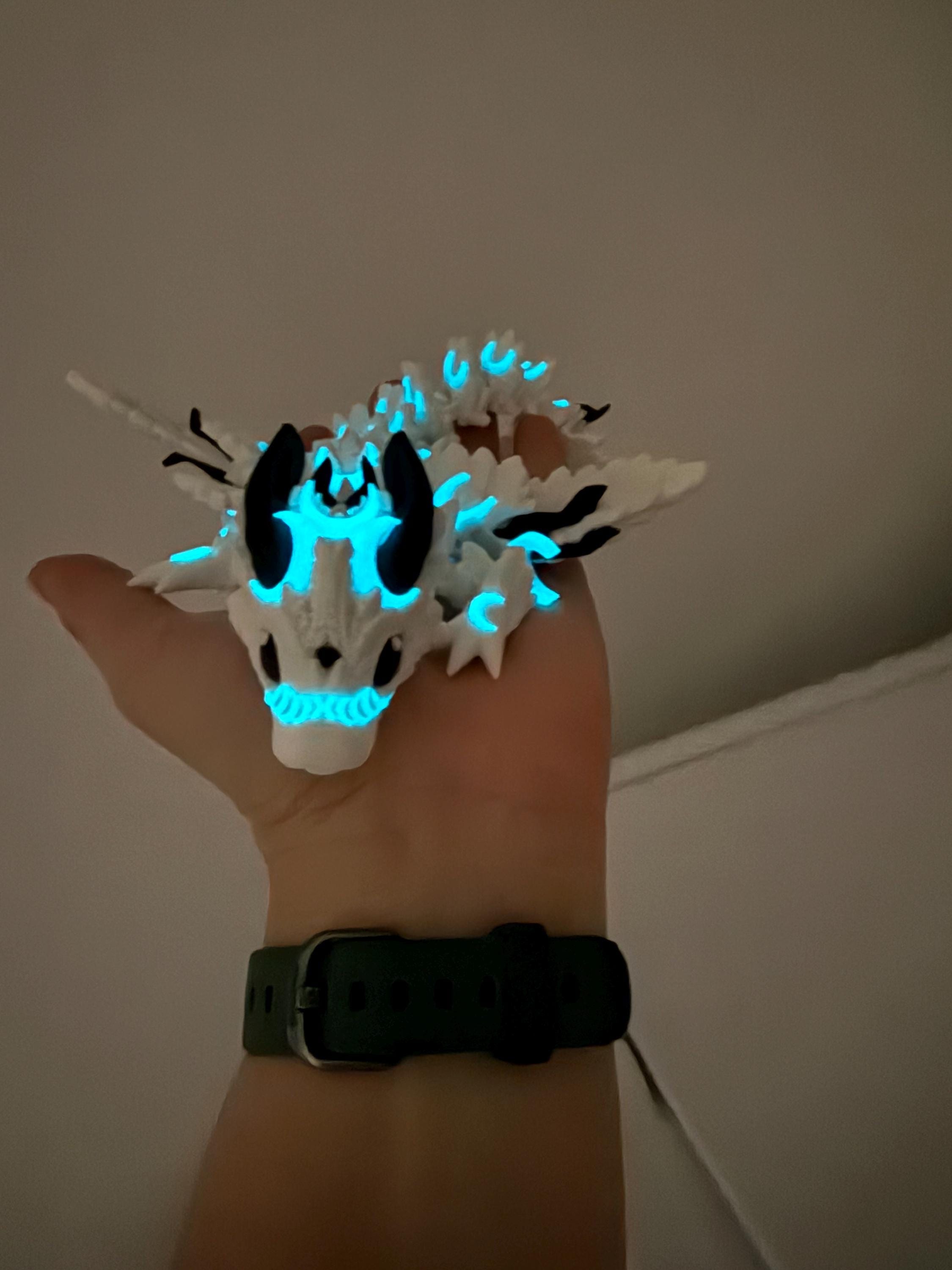 Moon Baby Dragon Articulating 3D Print Gift Toy Decor Glow in Dark-Create Fantasy Crafts