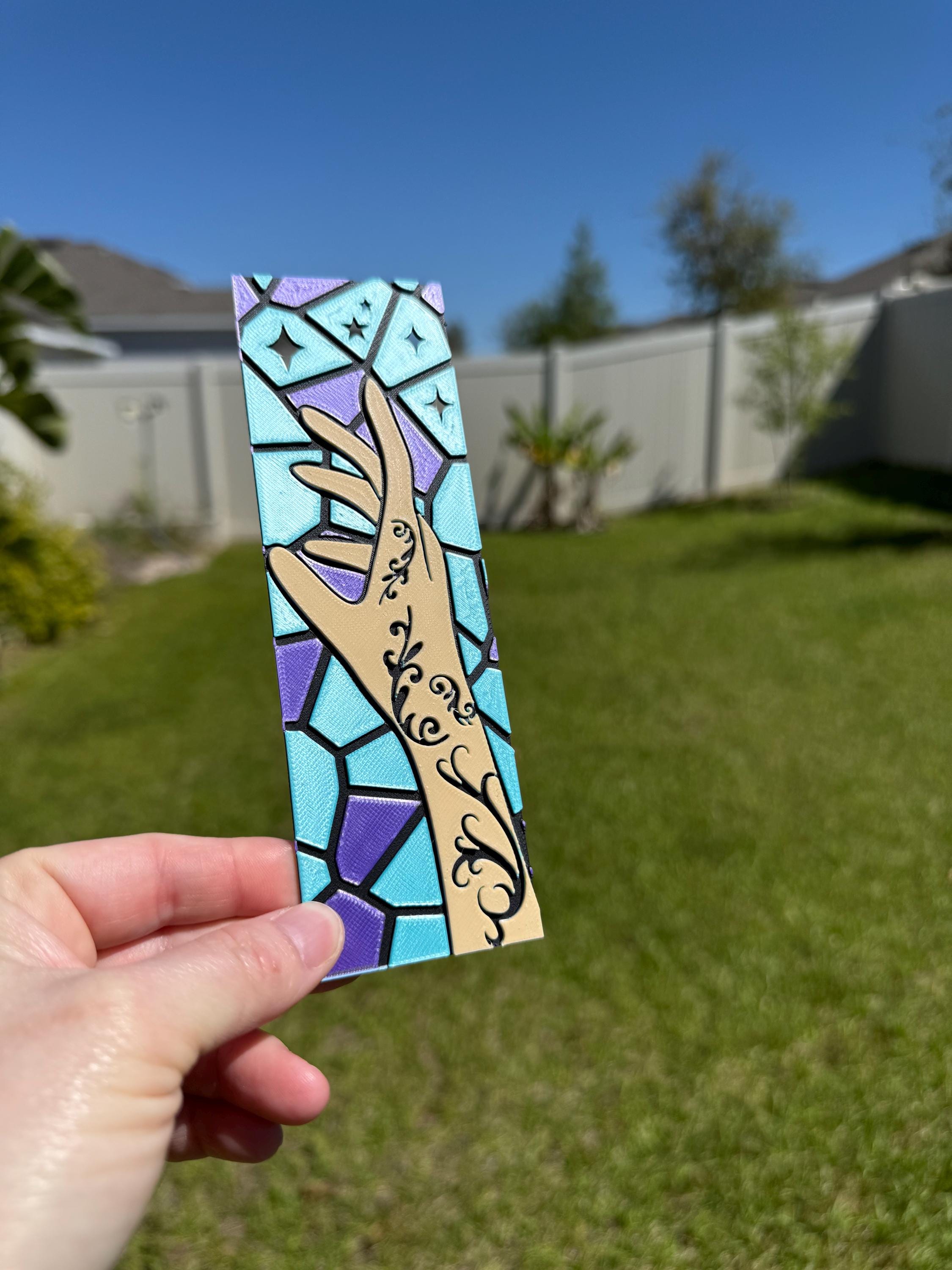 3D Printed Reaching For Stars Bookmark - Made with HueForge-Create Fantasy Crafts