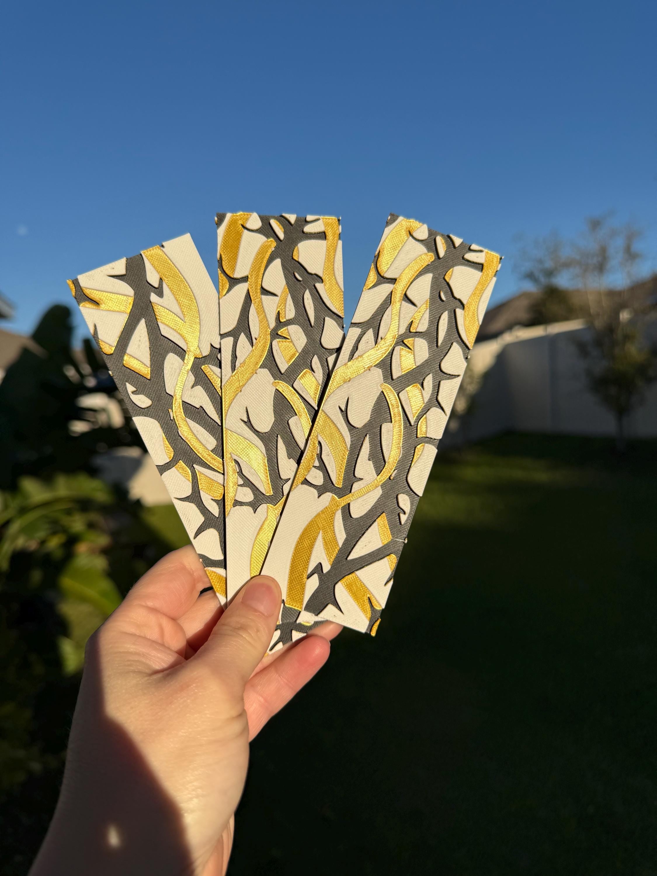 3D Printed Golden Touched Bookmarks - Made with HueForge-Create Fantasy Crafts
