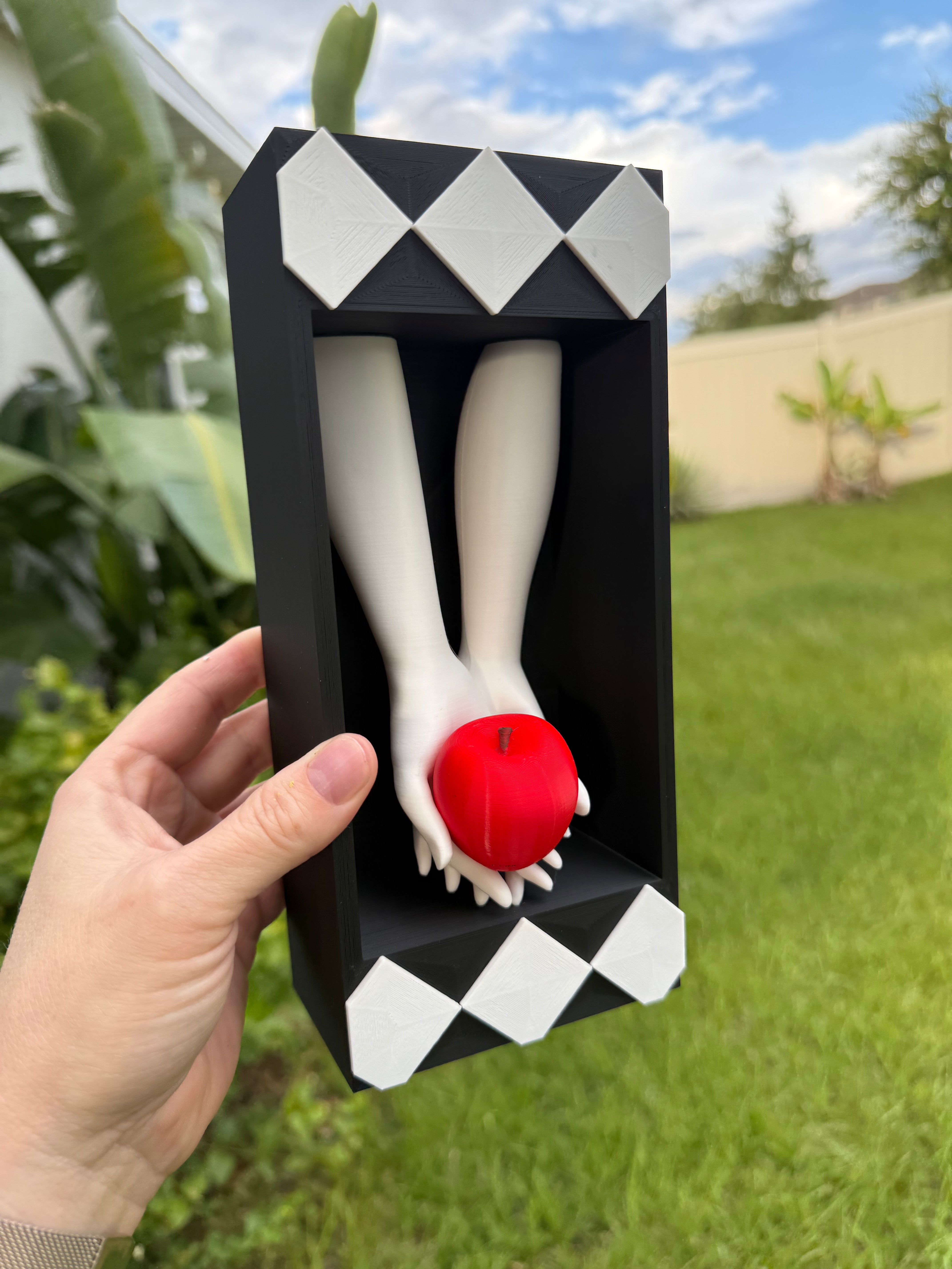 Holding Apple Book Nook-Create Fantasy Crafts