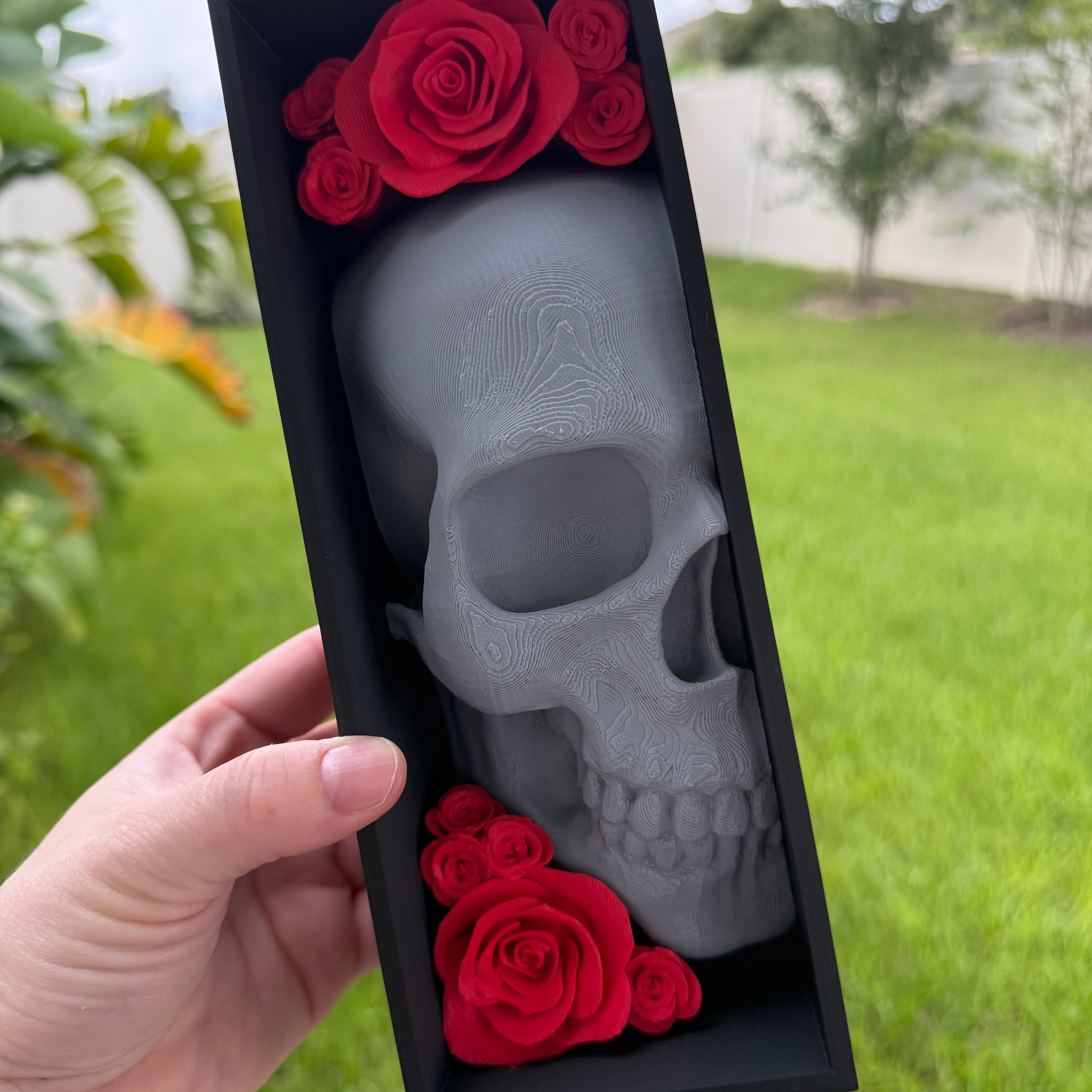 Skull Book Nook Book End Thin Version Bookshelf Decor-Create Fantasy Crafts
