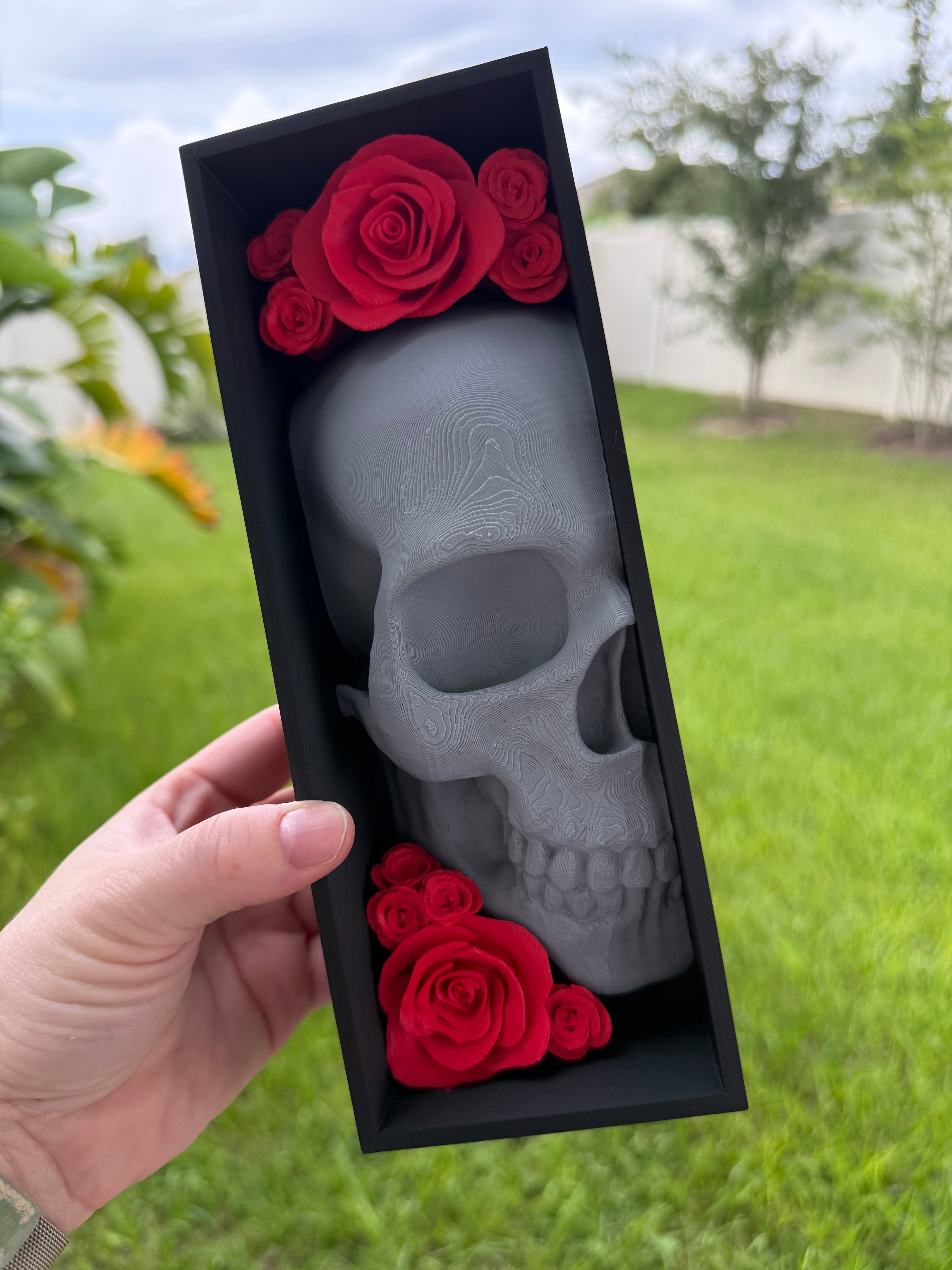 Skull Book Nook Book End Thin Version Bookshelf Decor-Create Fantasy Crafts