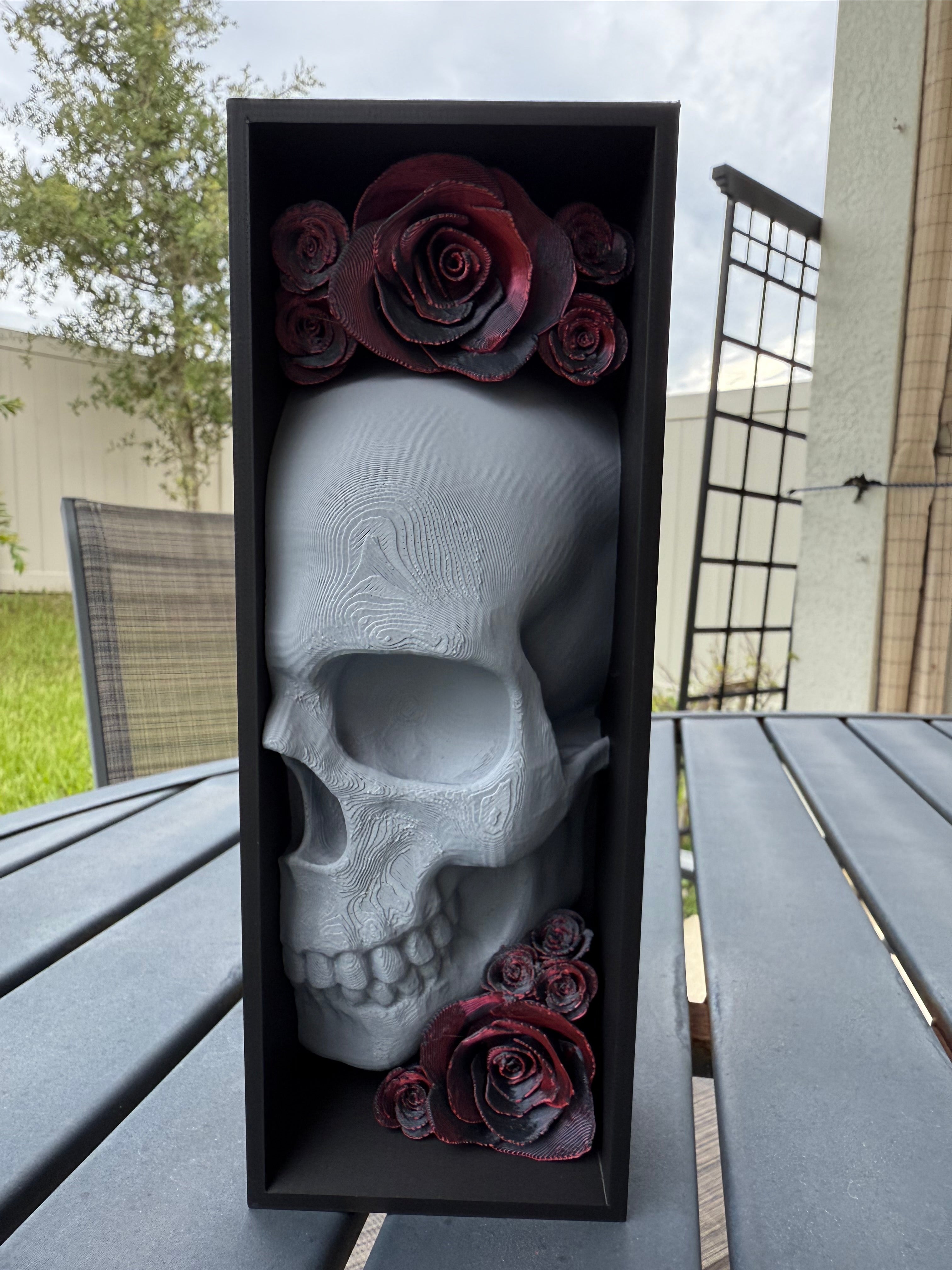 Skull Book Nook Book End Thin Version Bookshelf Decor-Create Fantasy Crafts