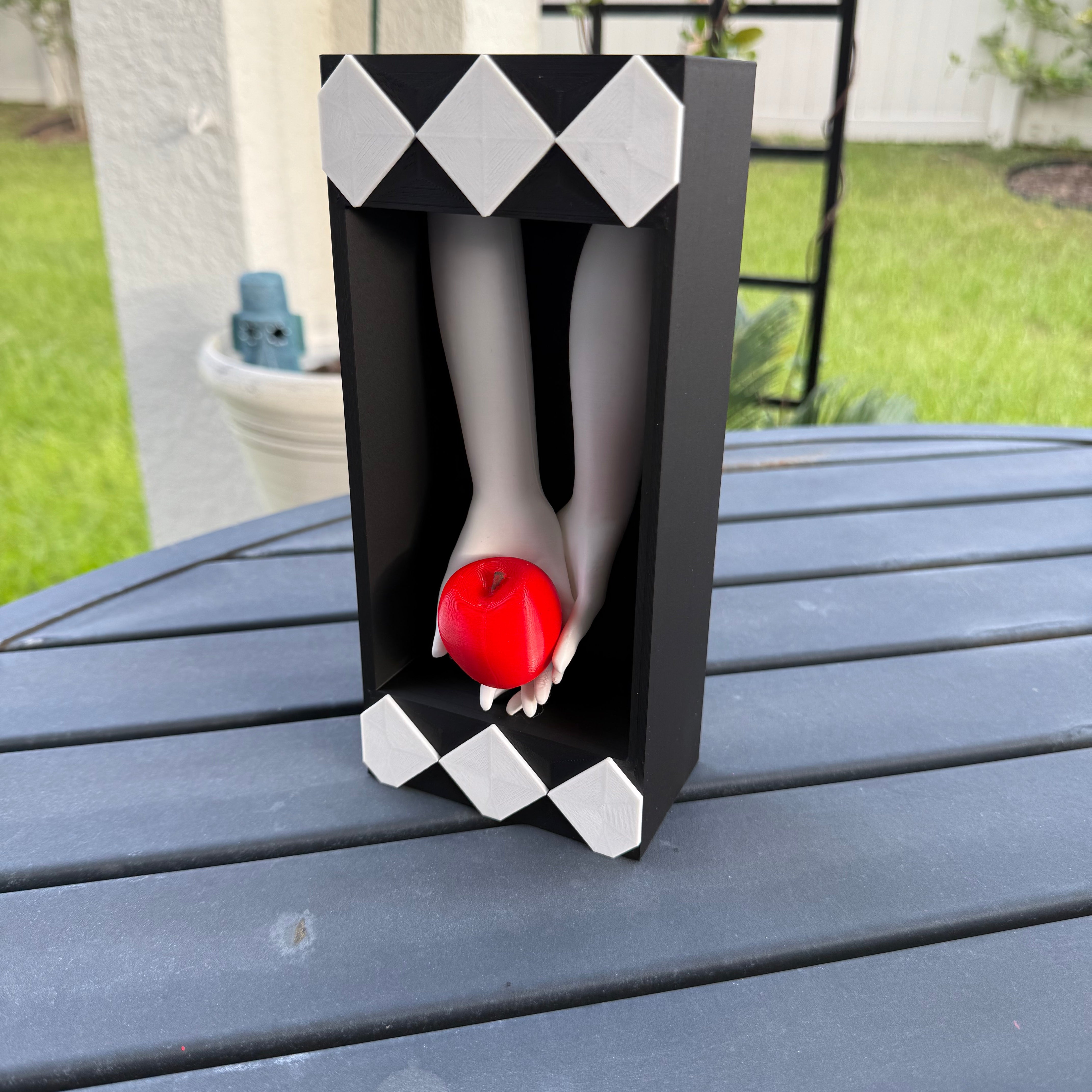 Holding Apple Book Nook-Create Fantasy Crafts