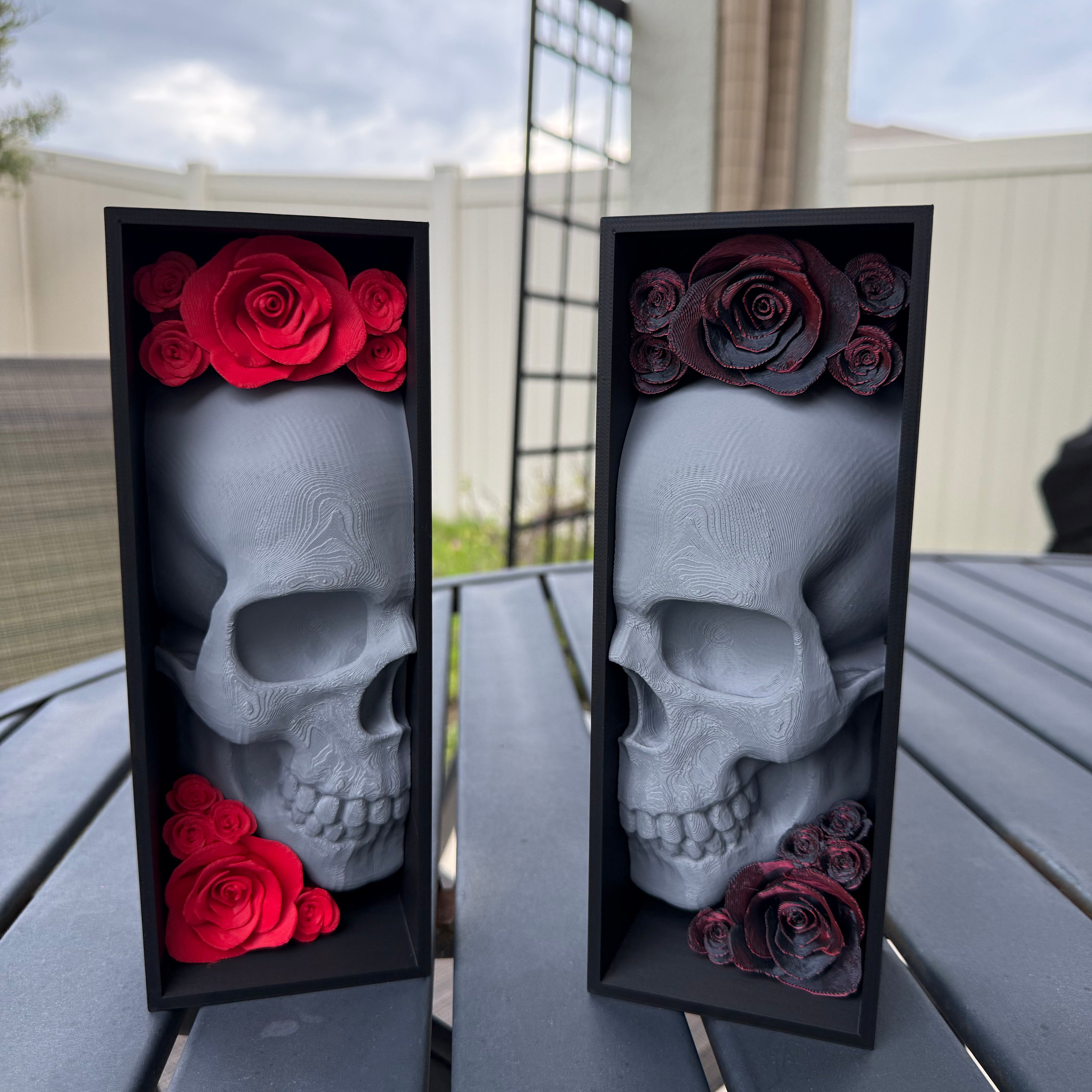 Skull Book Nook Book End Thin Version Bookshelf Decor-Create Fantasy Crafts