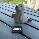 Bookshelf Seal