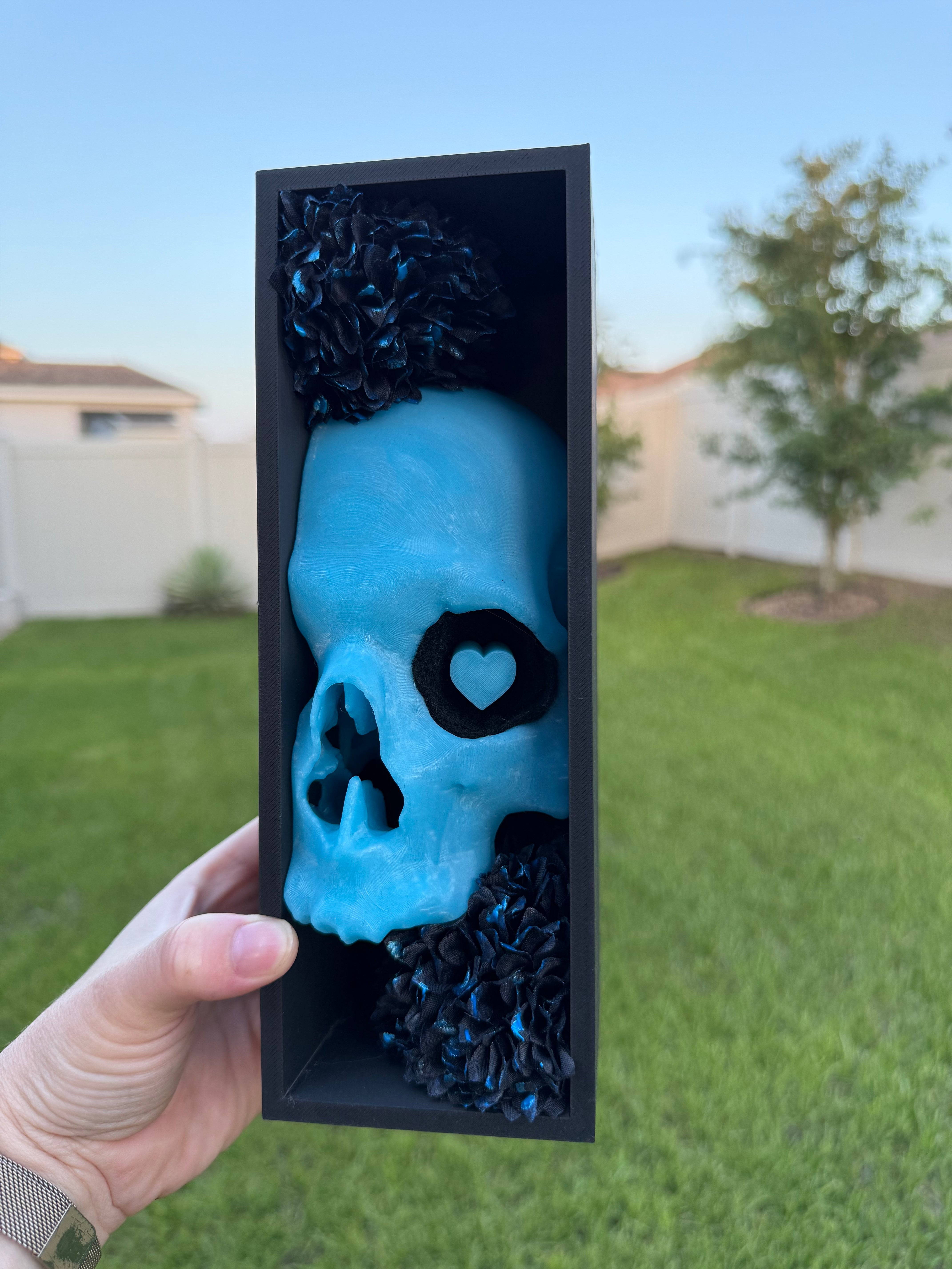 Skull Flower Book Nook | Bookish Merch | Bookshelf Decor | Dark Romance-Create Fantasy Crafts