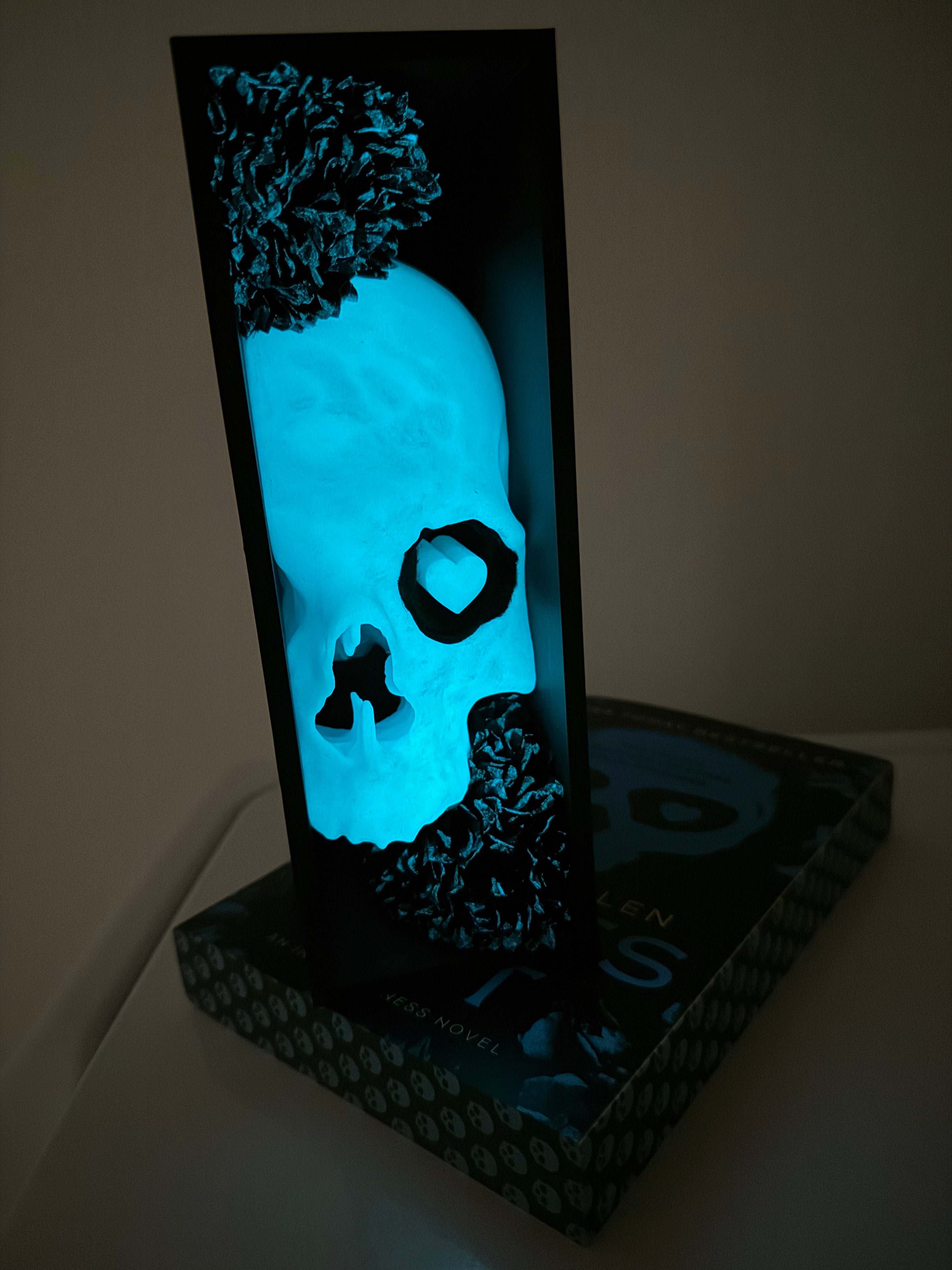Skull Flower Book Nook | Bookish Merch | Bookshelf Decor | Dark Romance-Create Fantasy Crafts