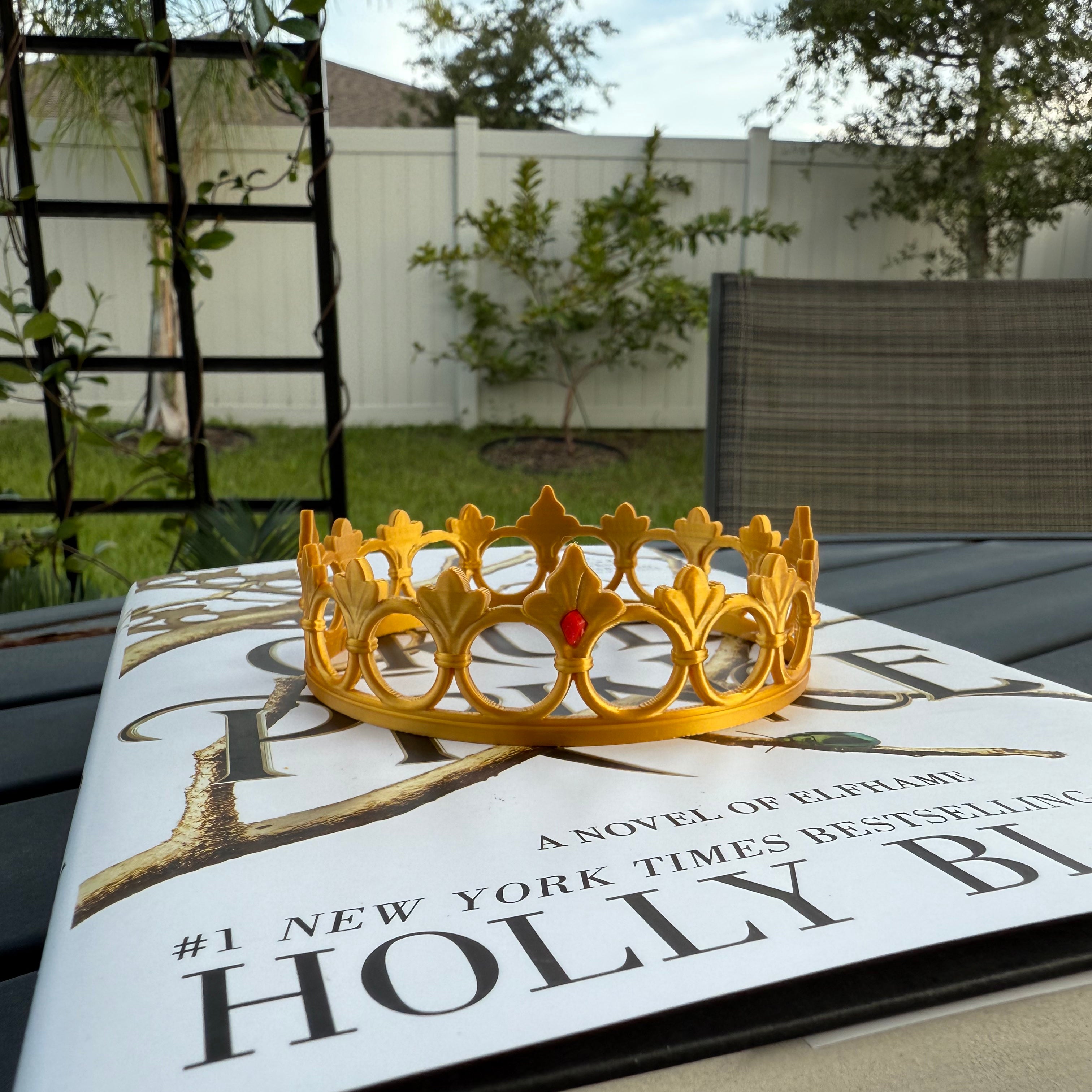 Golden Fae Crown Bookshelf Decor-Create Fantasy Crafts