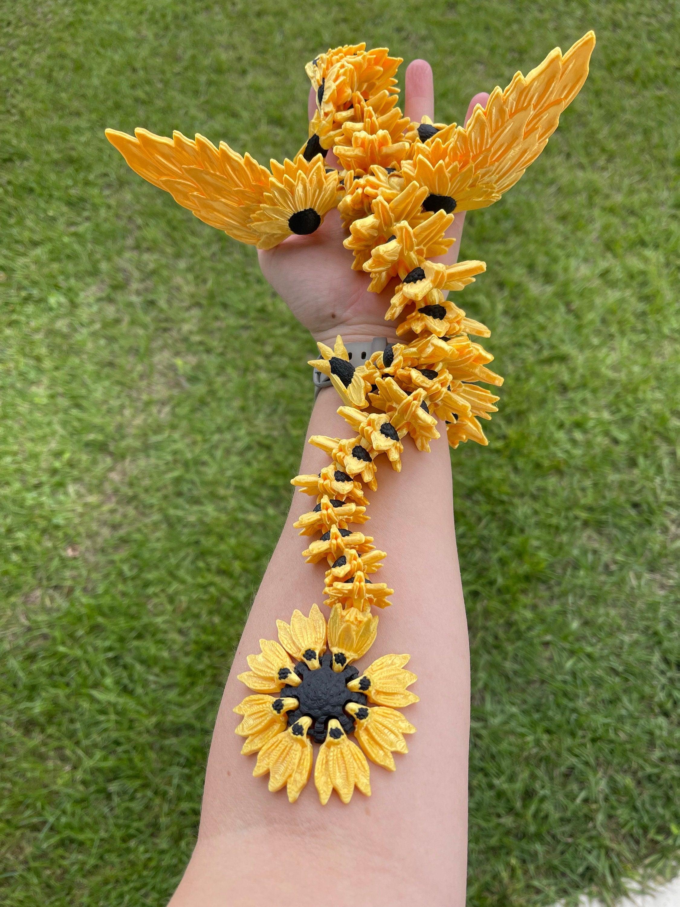 Sunflower Dragon Articulating 3D Print Gift Toy Decor-Create Fantasy Crafts