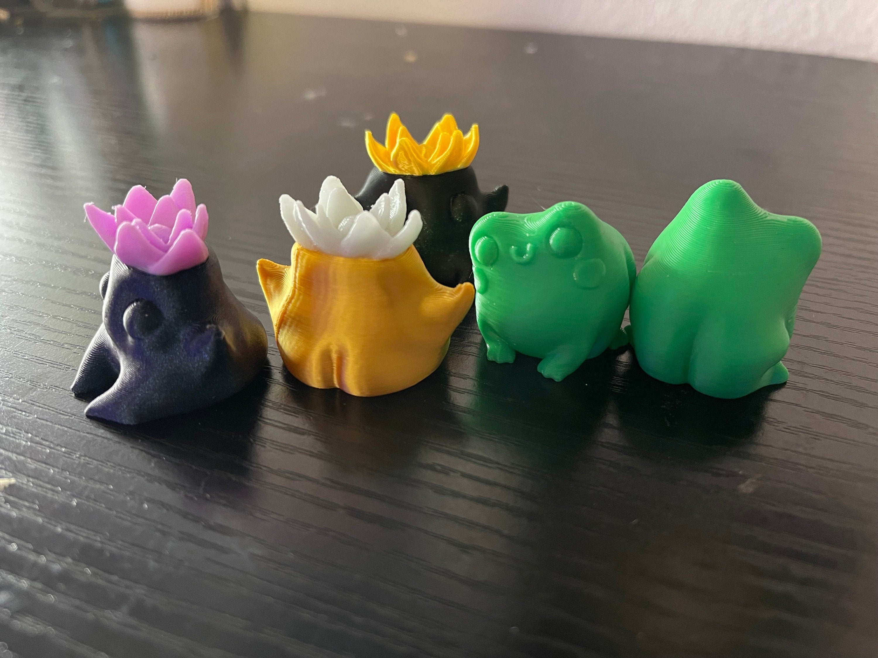 3D Printed Mini Packs - 5 minis per pack. Random Colors. Choose Theme - Sea, Spider, Butt or Axolotl-Create Fantasy Crafts
