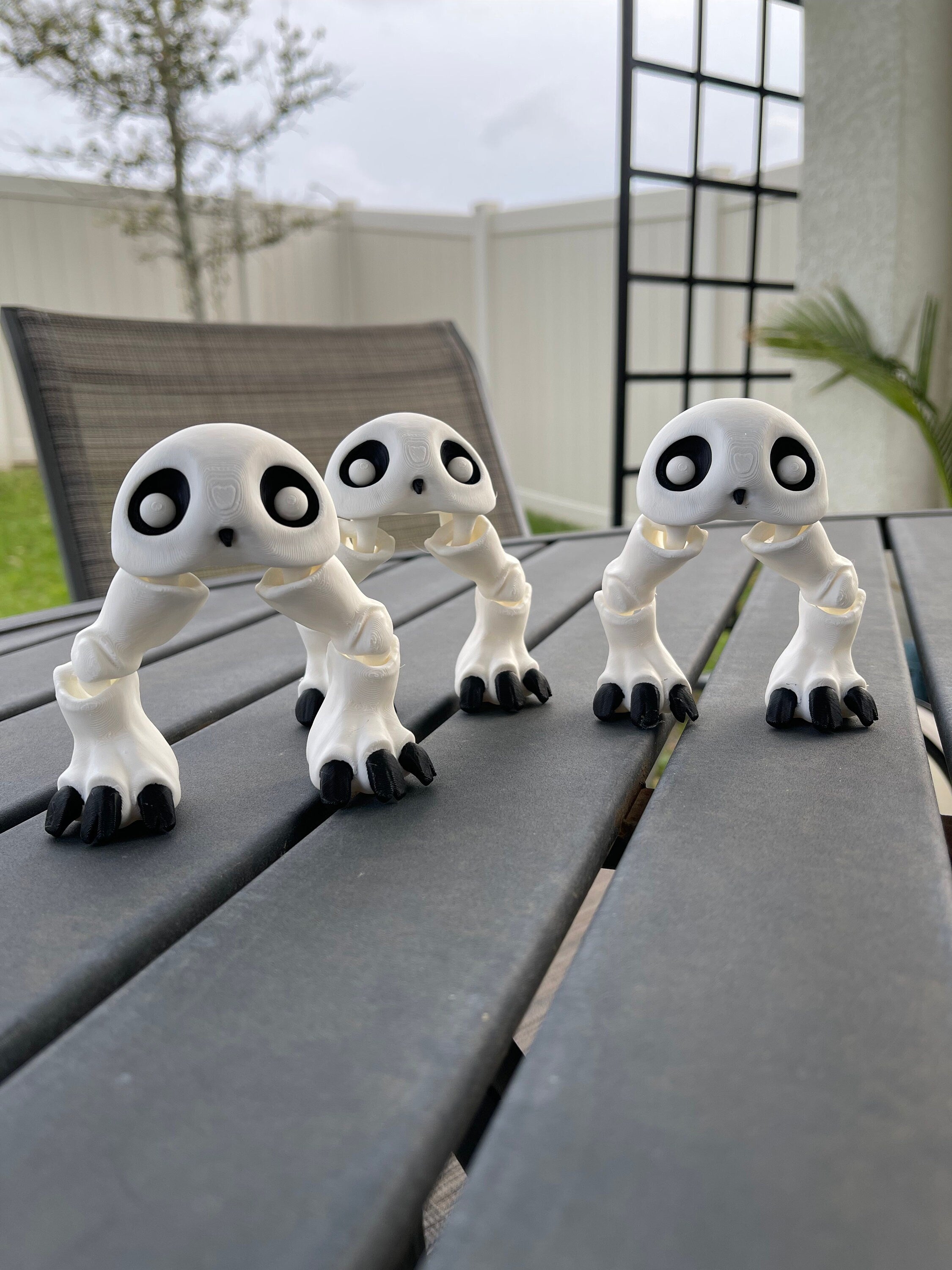 Fresno Nightcrawler Articulated 3D Printed Desk Horror Goth Decor Fidget Creepy Cute Cryptid-Create Fantasy Crafts