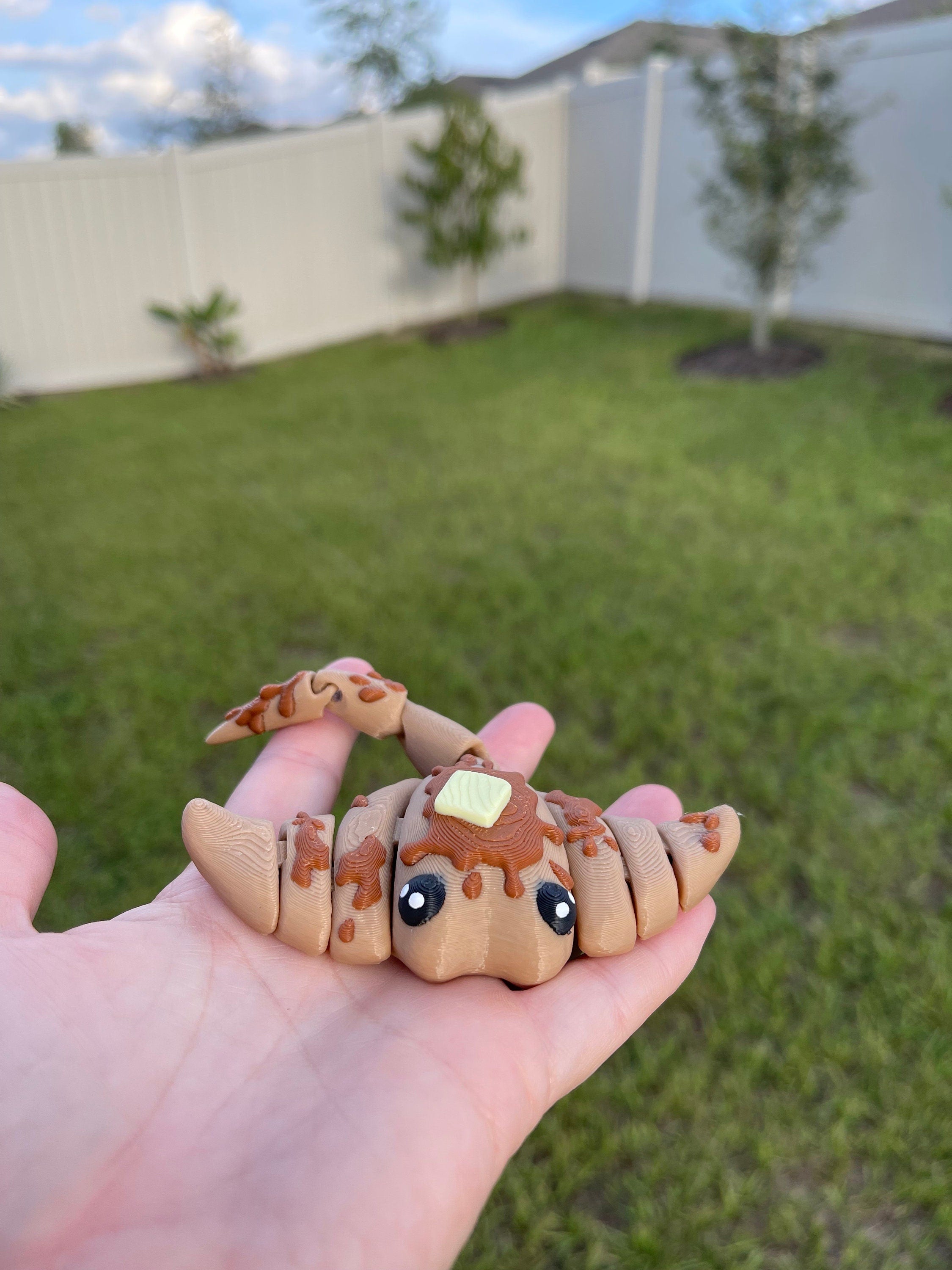 Flappy Jacks Articulating Stingray 3D Printed Fidget Toy Desk Decor-Create Fantasy Crafts