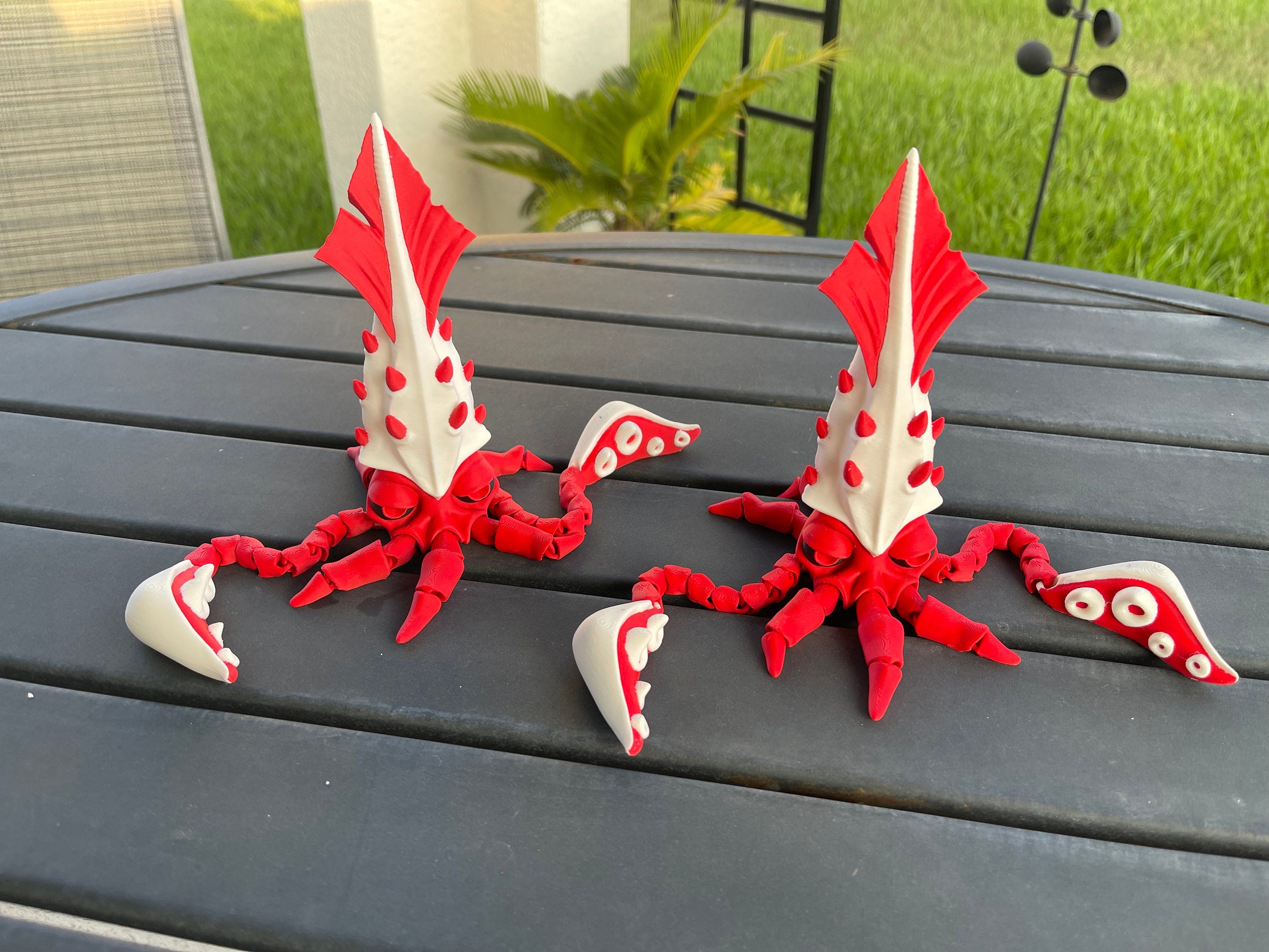 Giant Squid Articulated 3D Printed Desk Horror Goth Decor Fidget Creepy Cute Cryptid-Create Fantasy Crafts