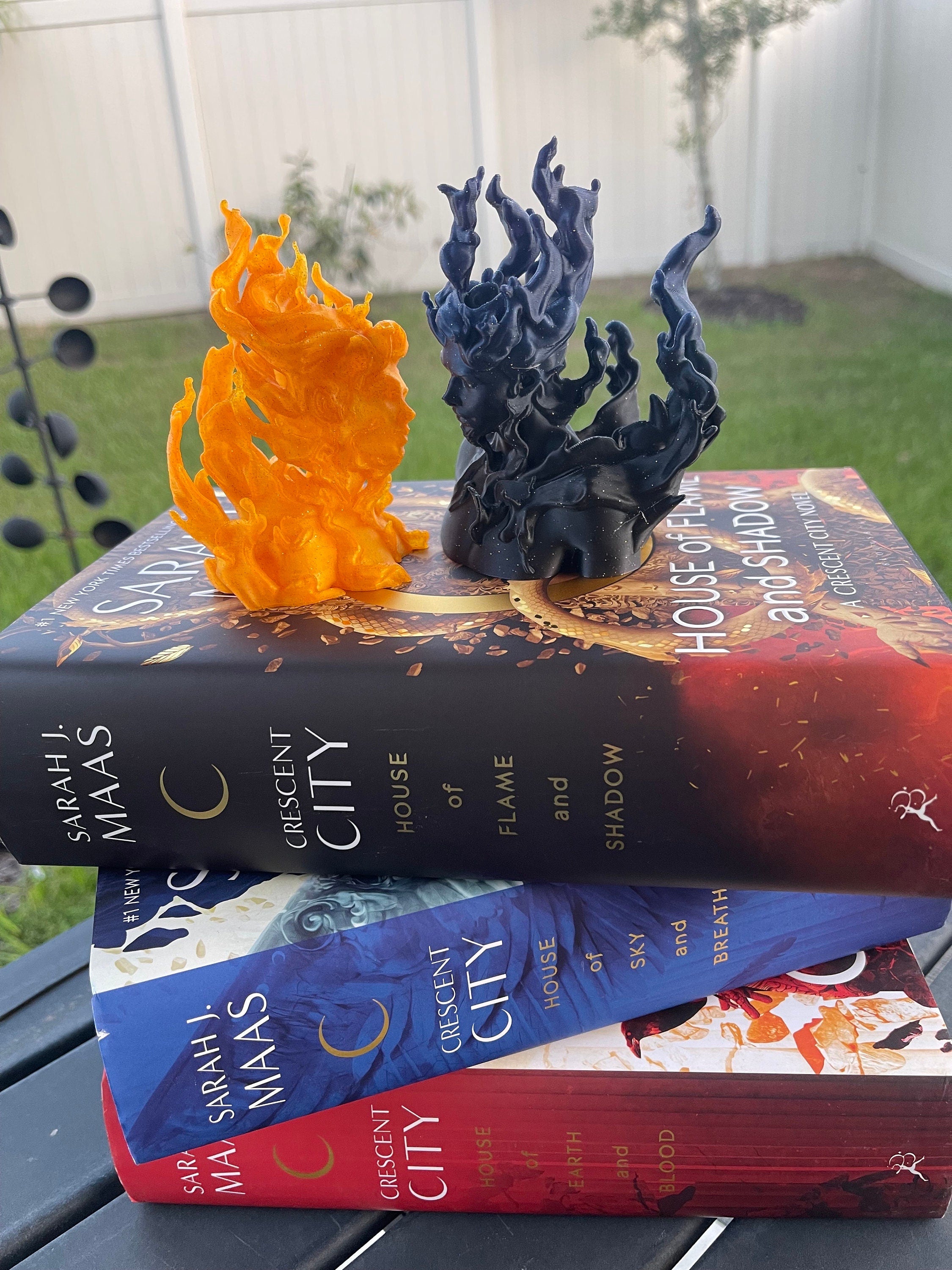 Day & Night Bookshelf Decor 3D Print-Create Fantasy Crafts