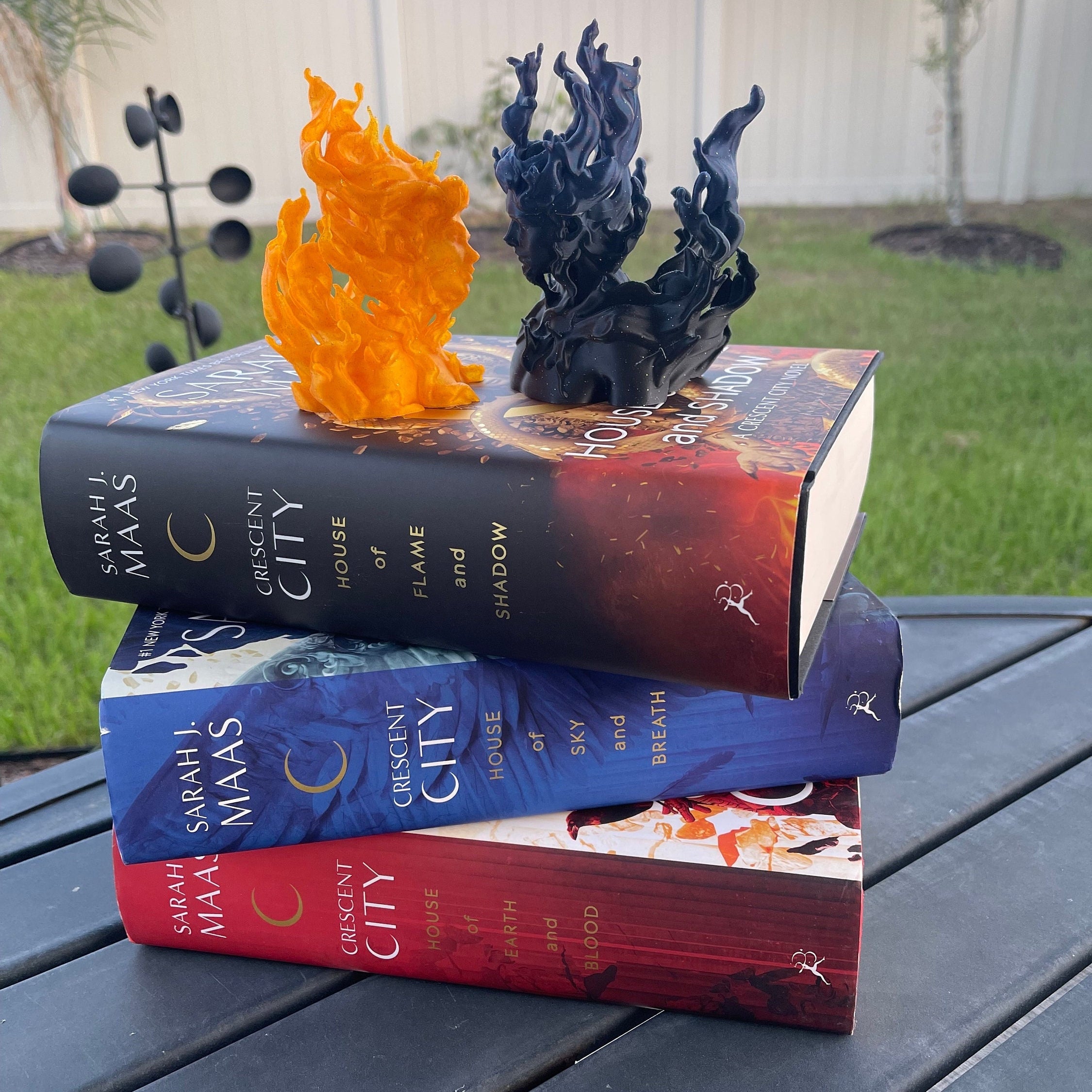 Day & Night Bookshelf Decor 3D Print-Create Fantasy Crafts