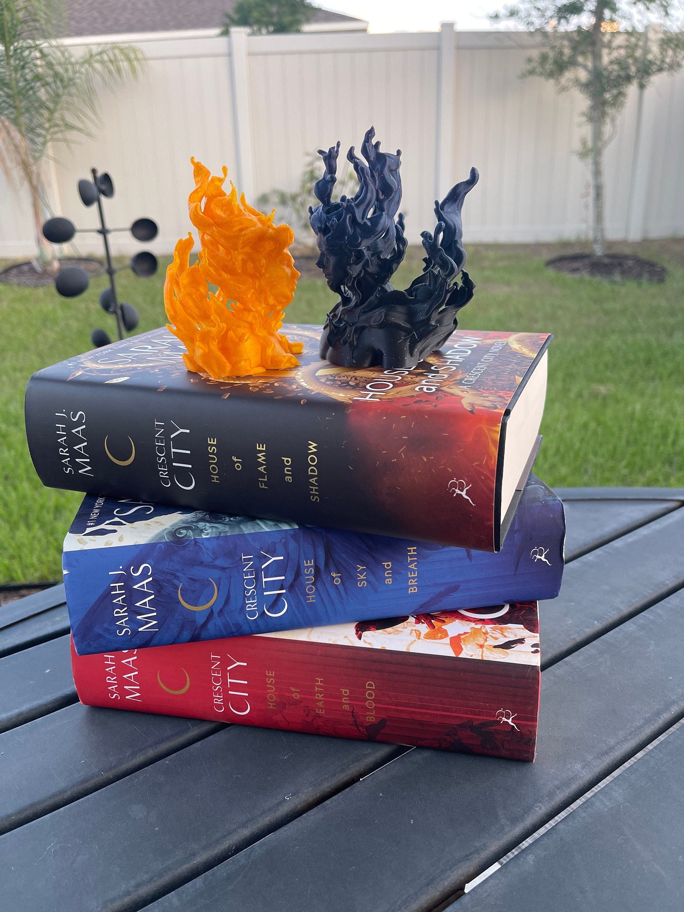 Day & Night Bookshelf Decor 3D Print-Create Fantasy Crafts