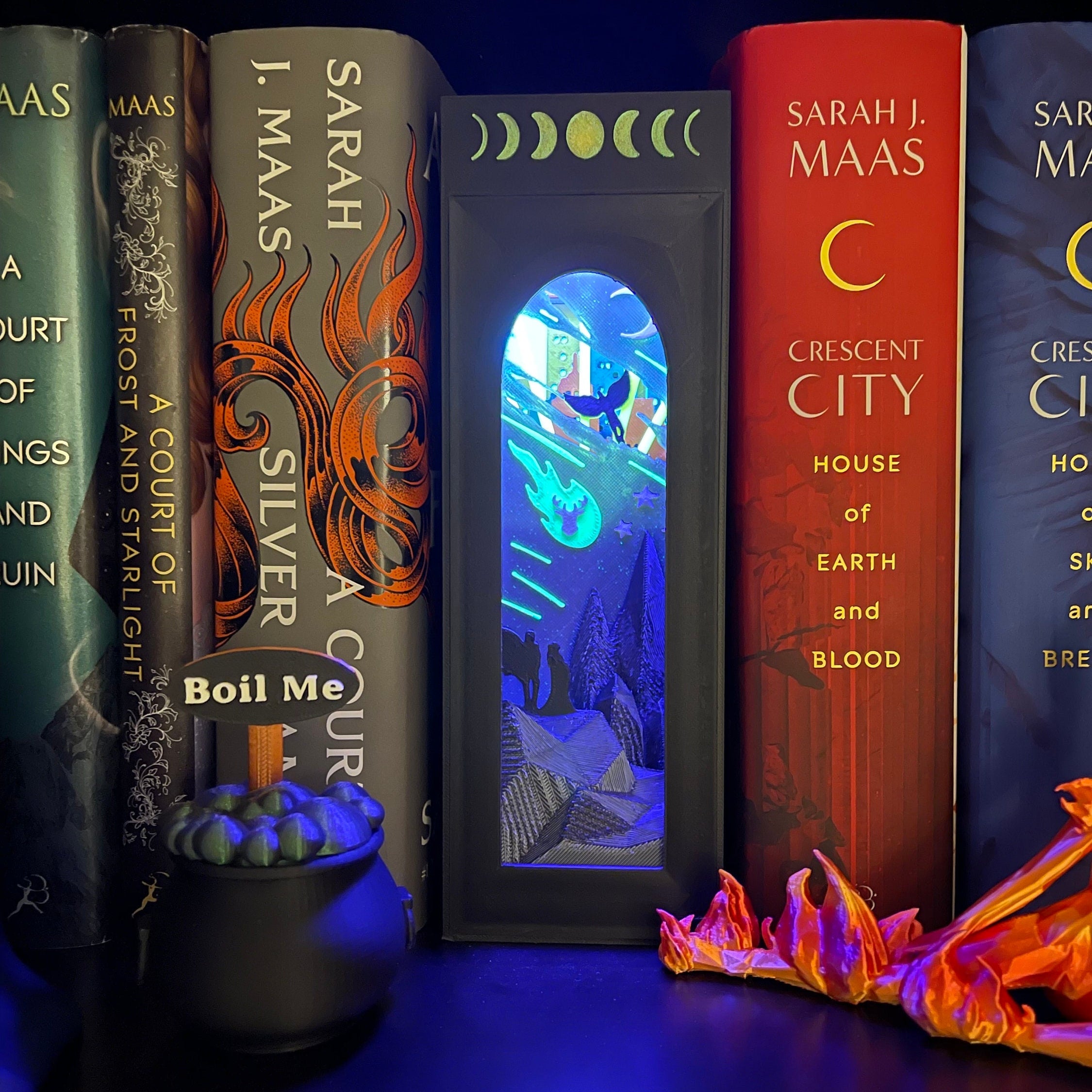 Crossover Light Up Book Nook USB UV 3D Printed Bookshelf Decor-Create Fantasy Crafts
