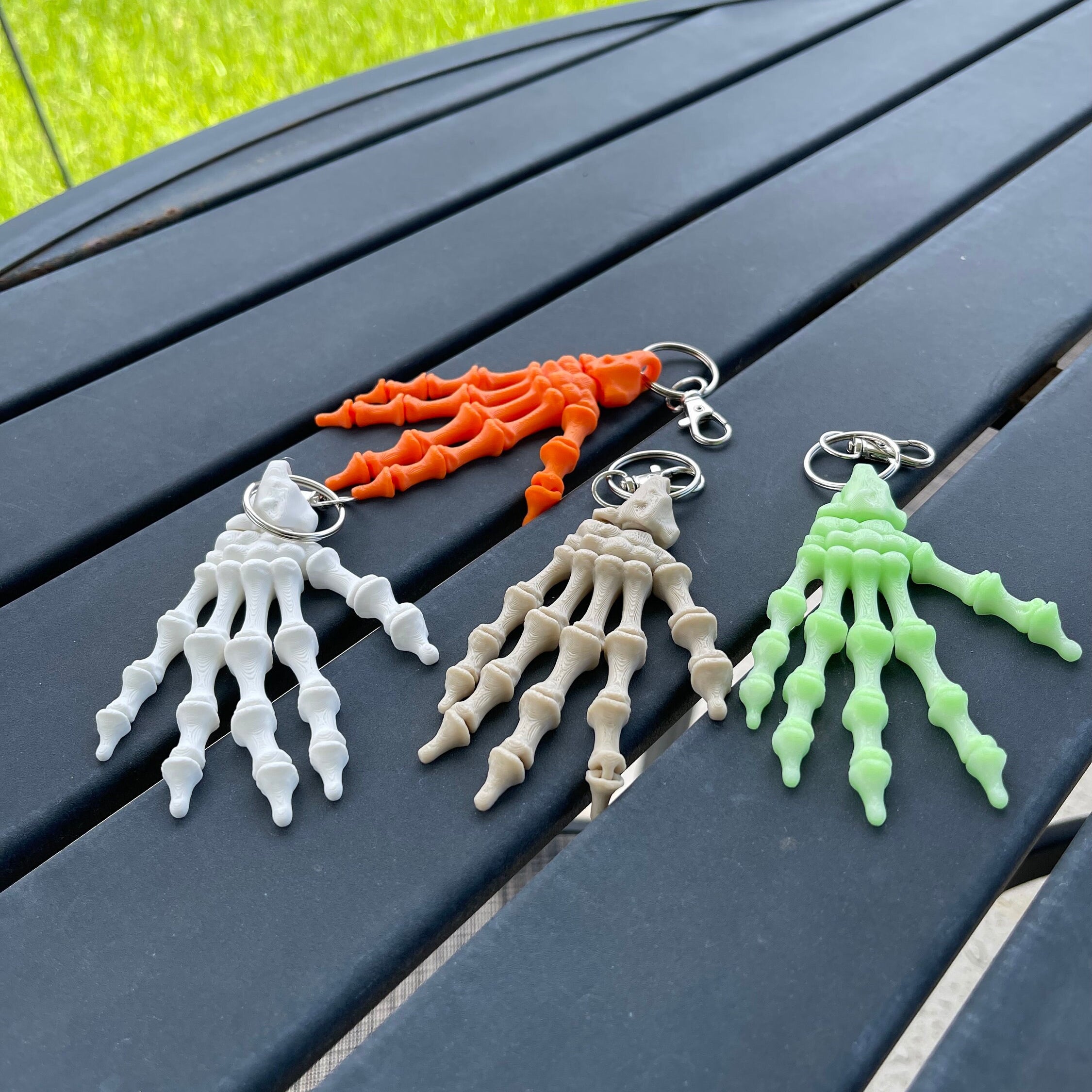 Skeleton Hand Keychain Articulating 3D Print-Create Fantasy Crafts