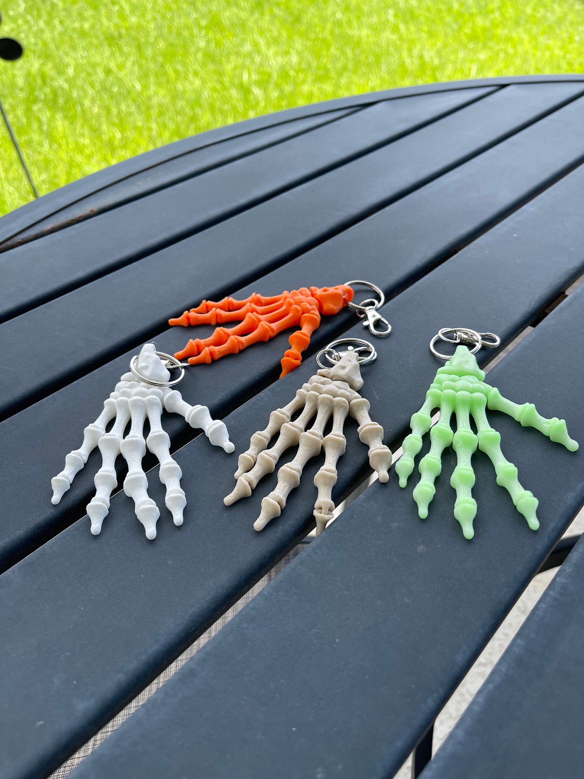 Skeleton Hand Keychain Articulating 3D Print-Create Fantasy Crafts