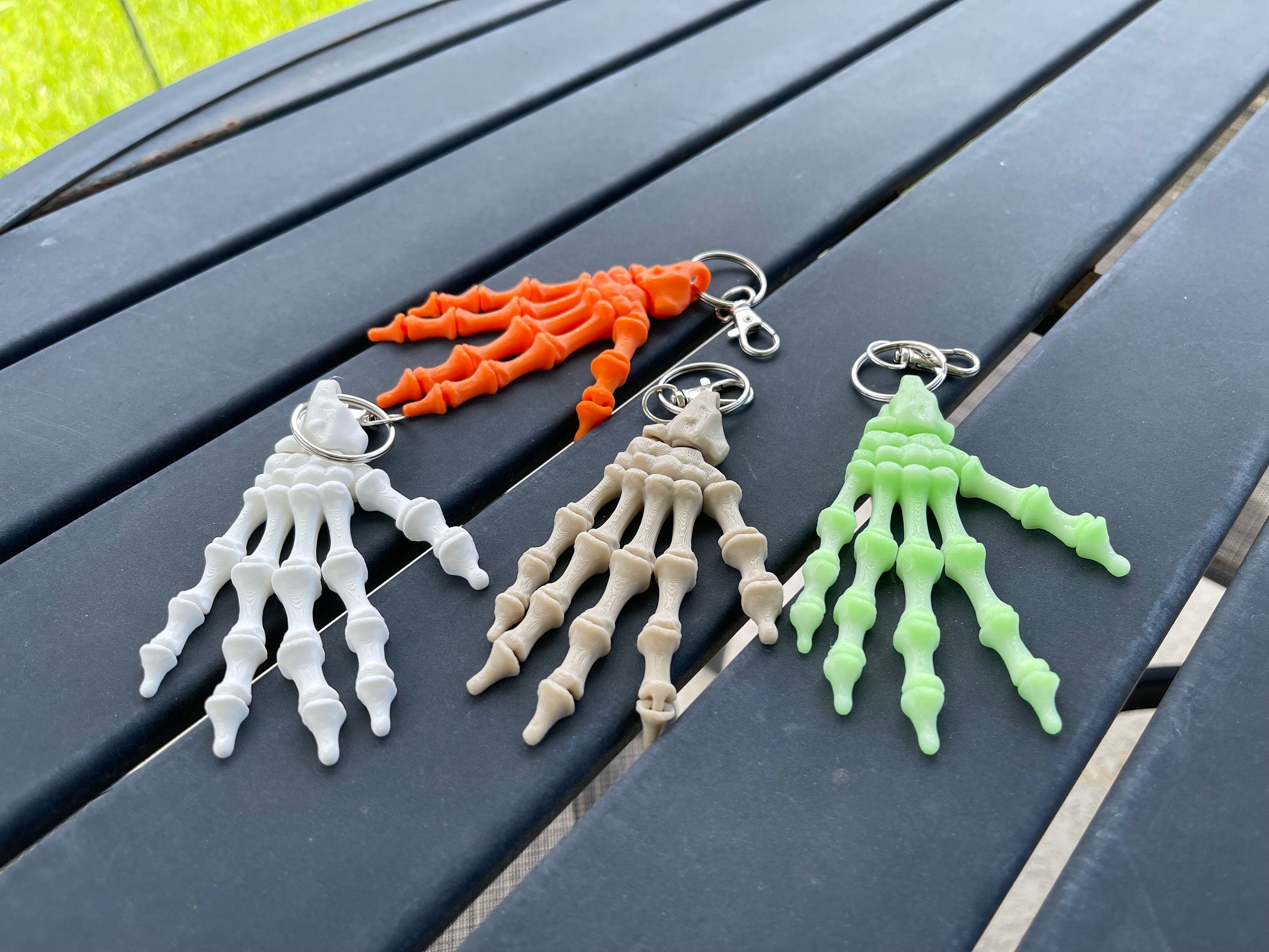 Skeleton Hand Keychain Articulating 3D Print-Create Fantasy Crafts