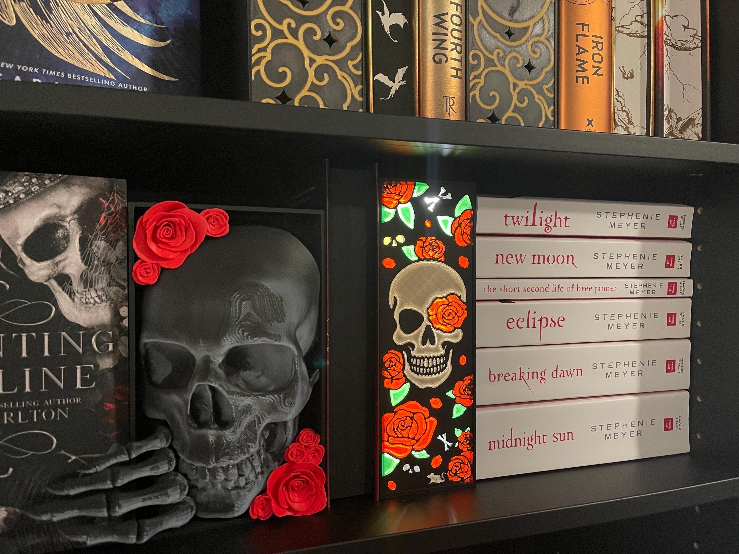 Skull Light Up Book Nook USB 3D Printed Bookshelf Decor-Create Fantasy Crafts
