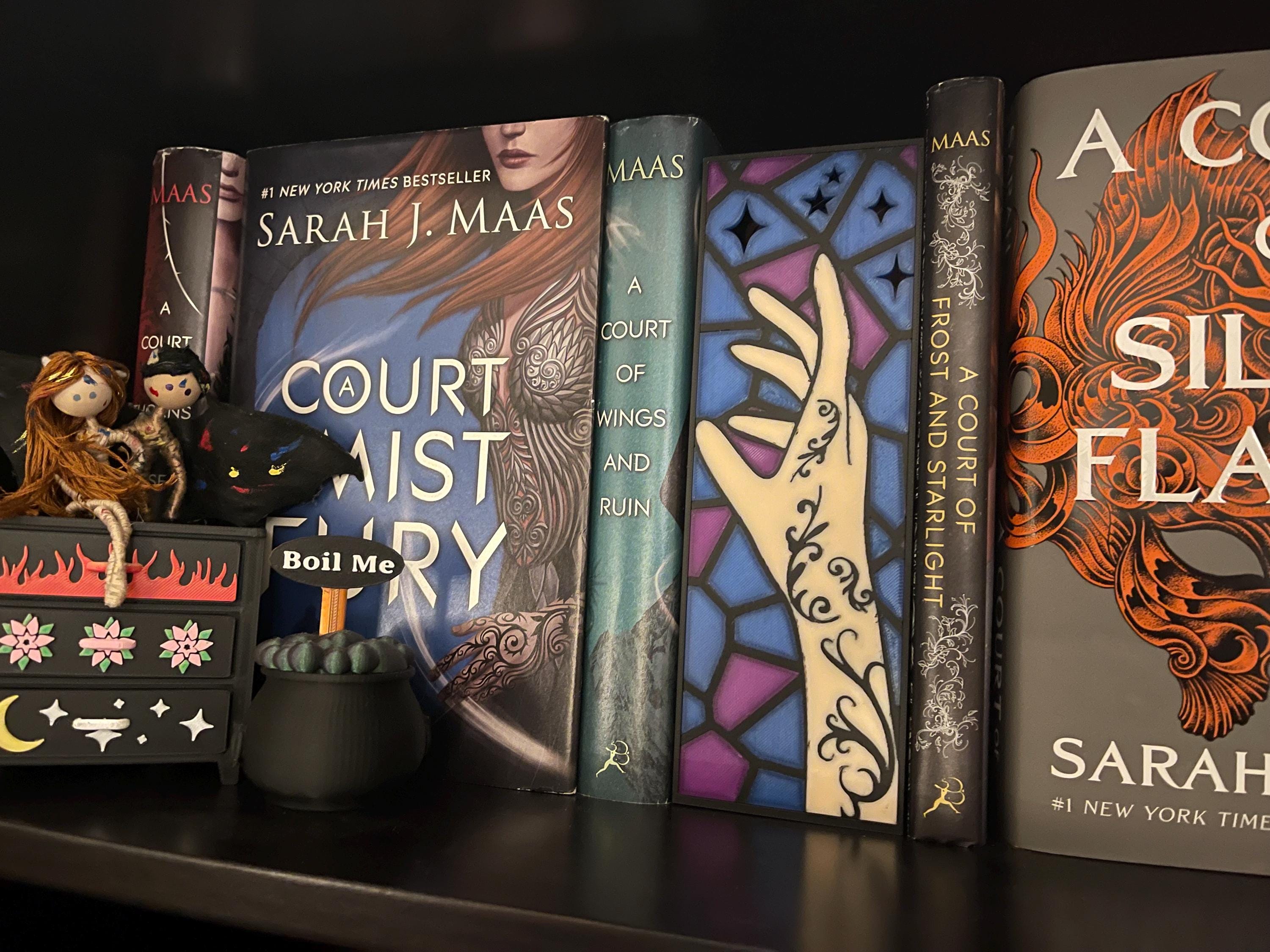 Reaching for the Stars - Light Up Book Nook USB UV 3D Printed Bookshelf Decor-Create Fantasy Crafts