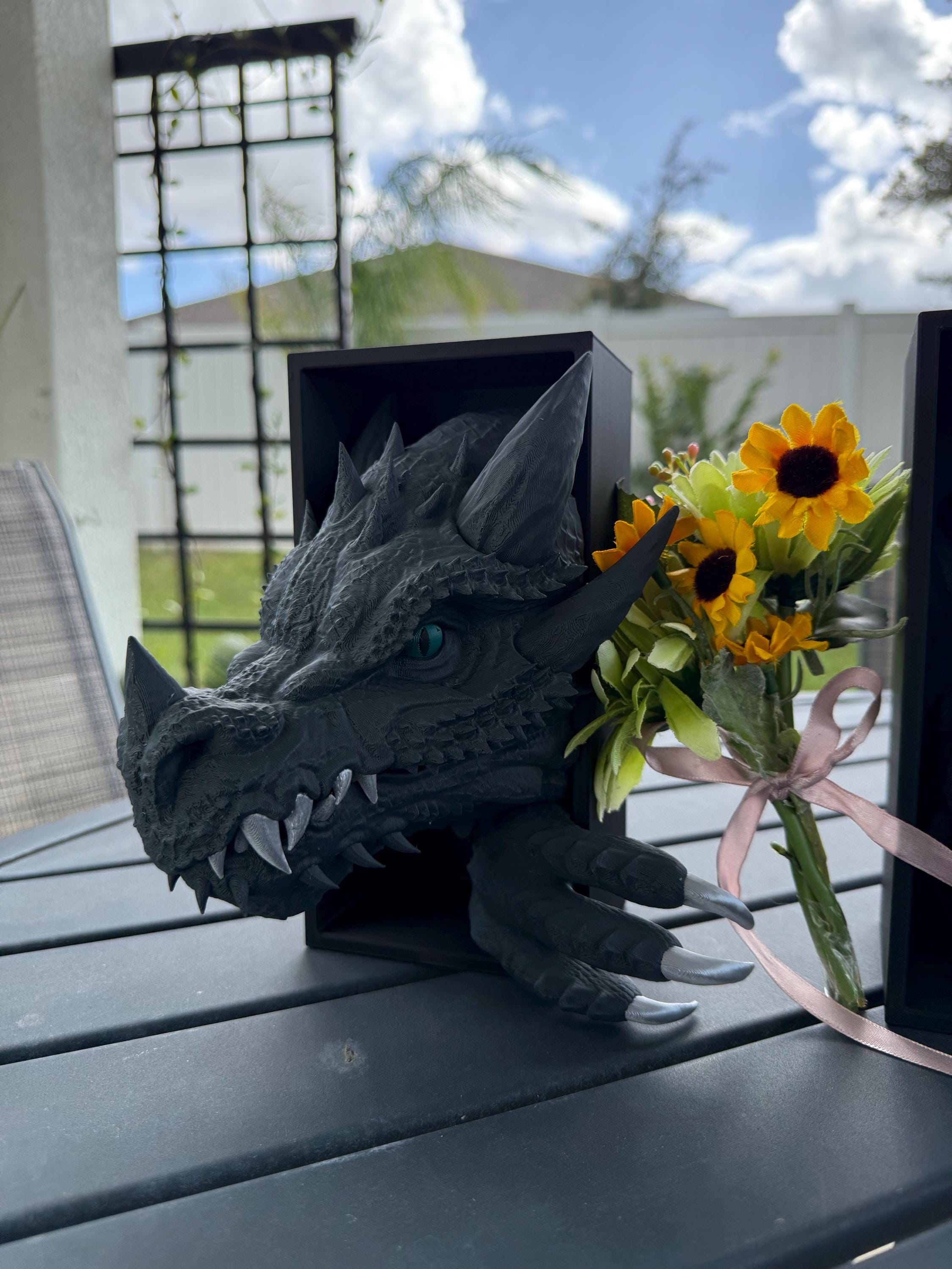 Iron Teeth Edition- Dragon Bookends 3D Printed Book Nooks Choose Color Fantasy Book Shelf Decor Book End-Create Fantasy Crafts