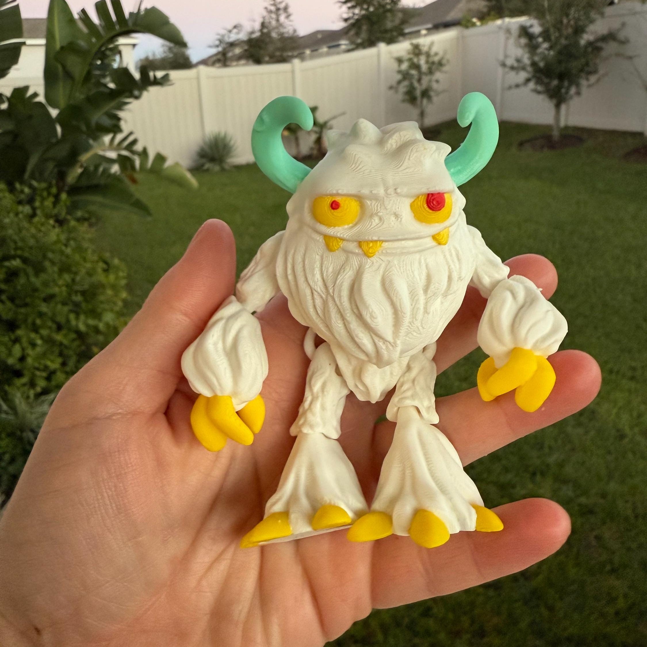 Yeti Articulating 3D Print Desk Decor Horror Goth Fidget Creepy Cute-Create Fantasy Crafts