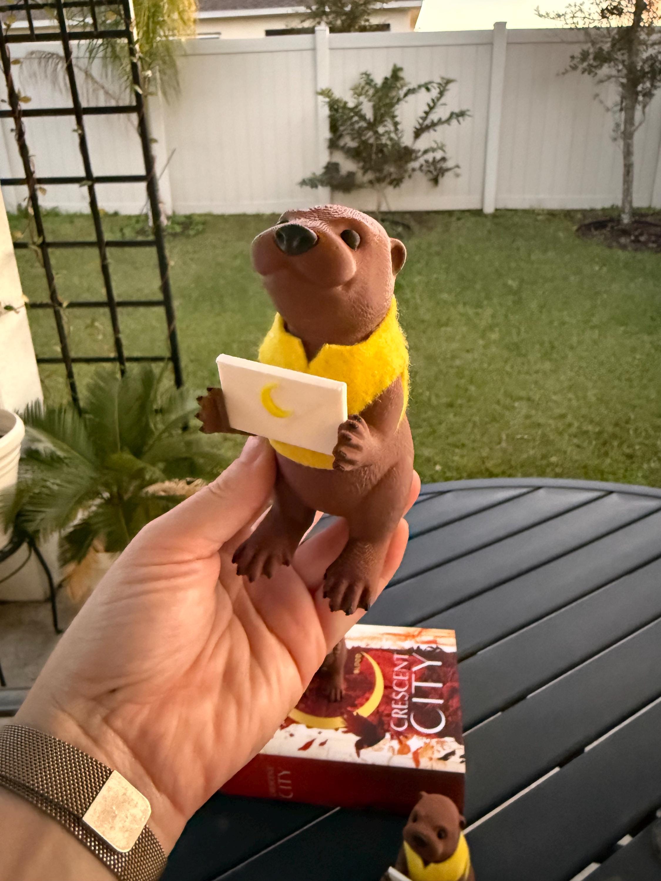Cute Standing Otter Holding Mail - 3d printed - Bookshelf Decor-Create Fantasy Crafts