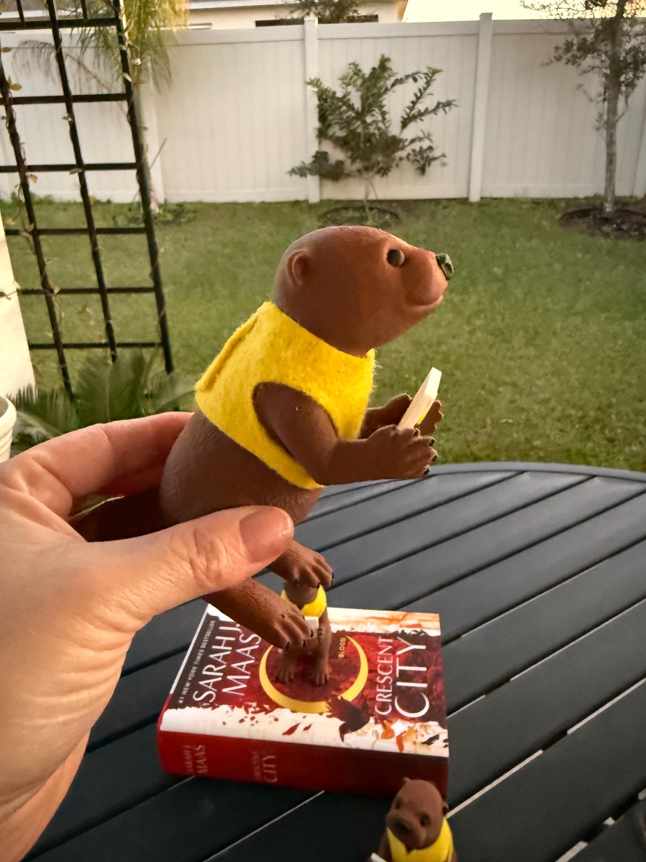 Cute Standing Otter Holding Mail - 3d printed - Bookshelf Decor-Create Fantasy Crafts