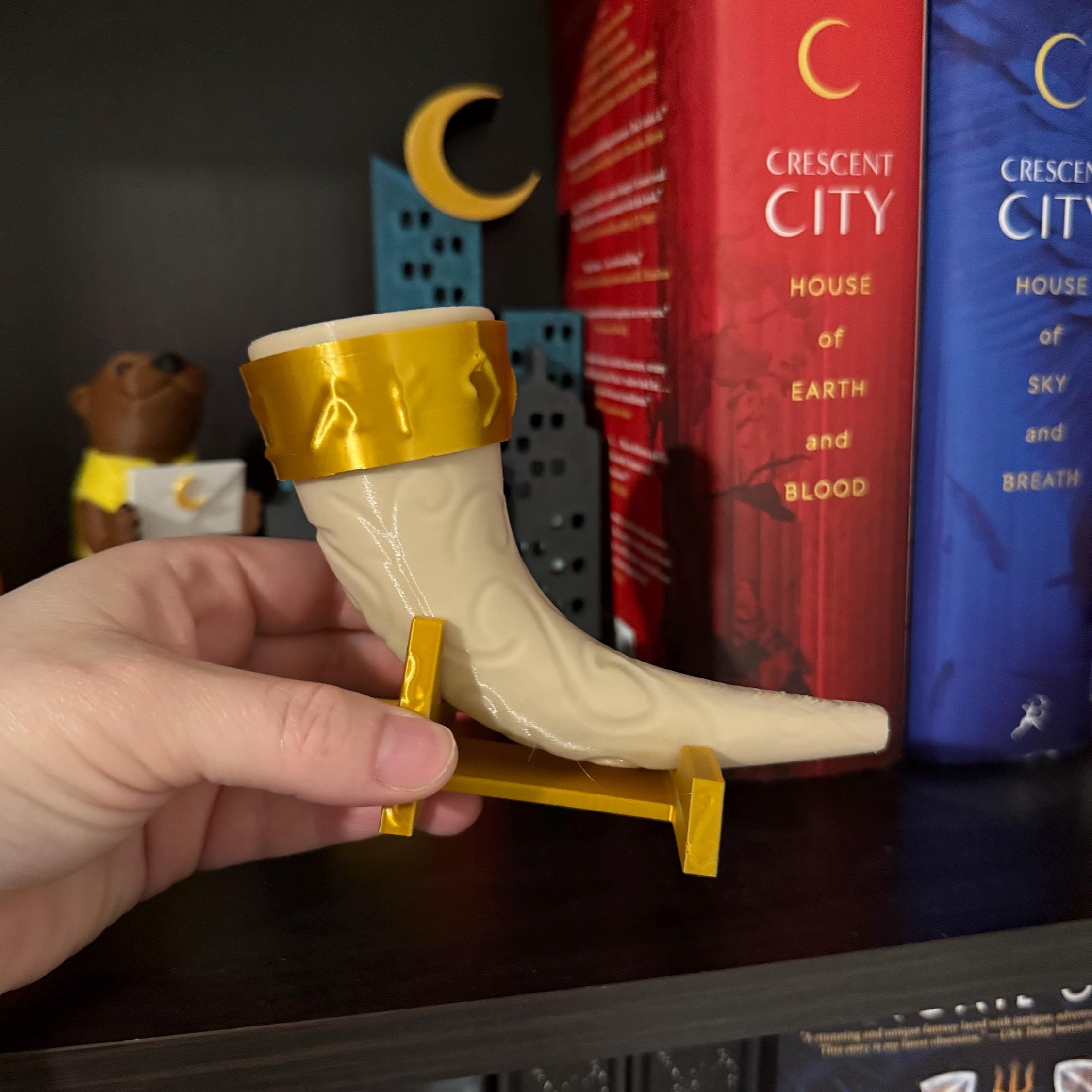 Horn with Golden Stand - 3d printed - Bookshelf Decor-Create Fantasy Crafts